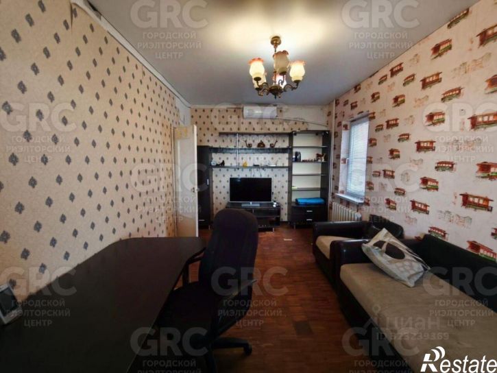 2-комн квартира Санаторная улица, 21,  д. 21