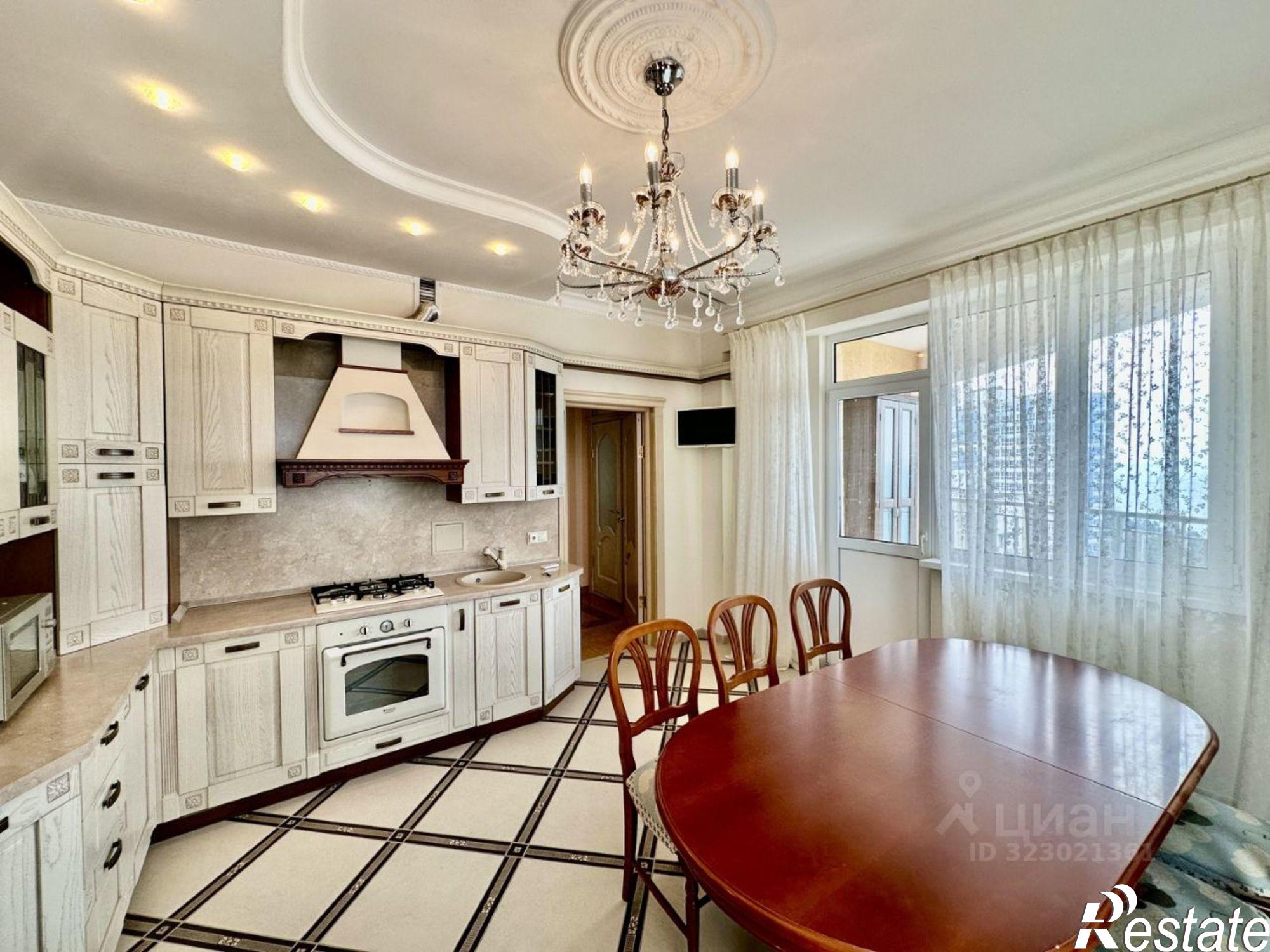 Сдать квартиру за 80 000 рублей на улица Есауленко, 4/5