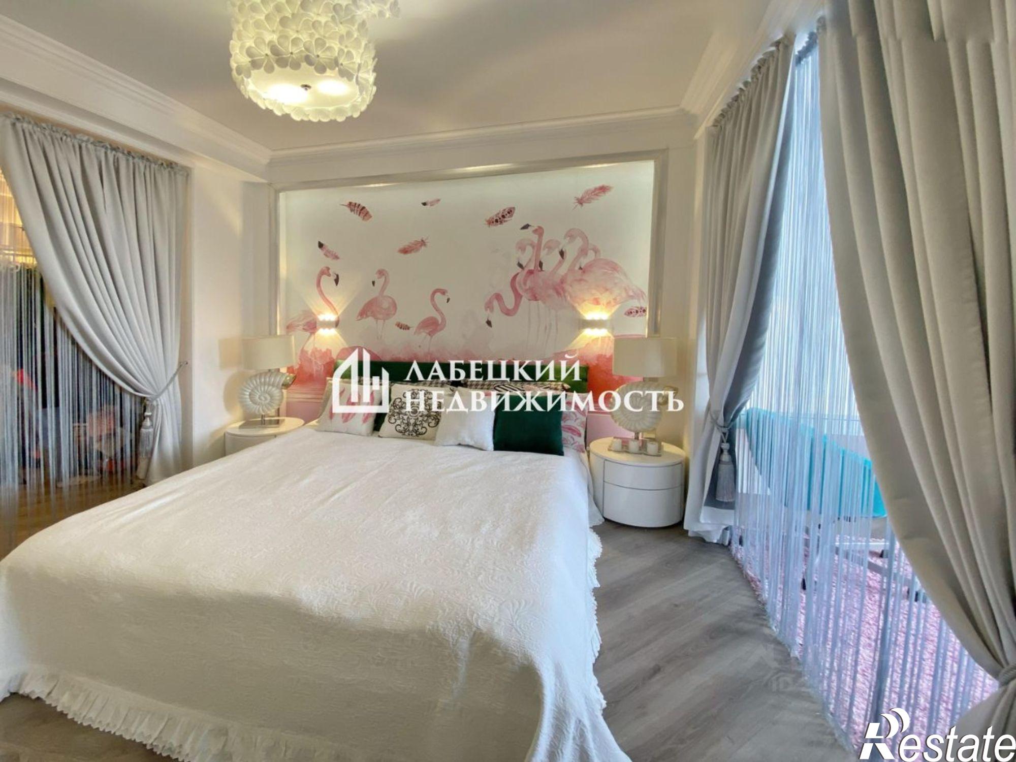 Купить квартиру за 19 000 000 рублей на Изумрудная улица, 42