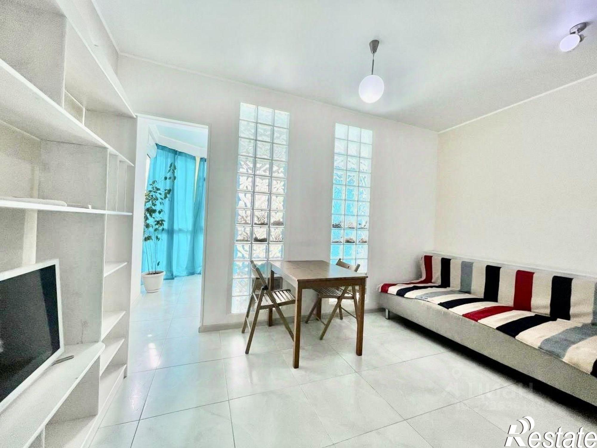 Сдать квартиру за 39 000 рублей на улица Севастьянова