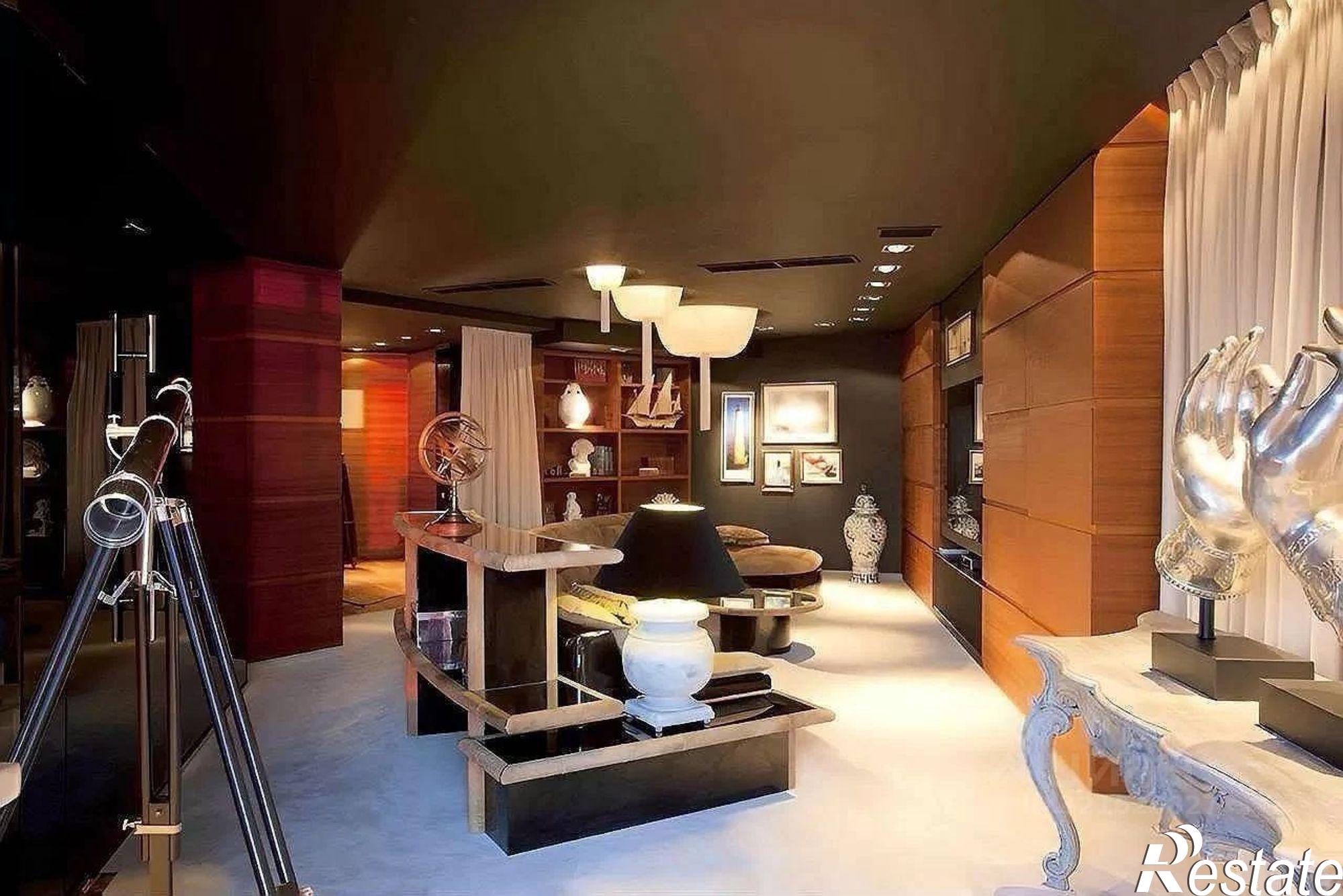 Купить квартиру за 105 000 000 рублей на Морской пер, 1/1