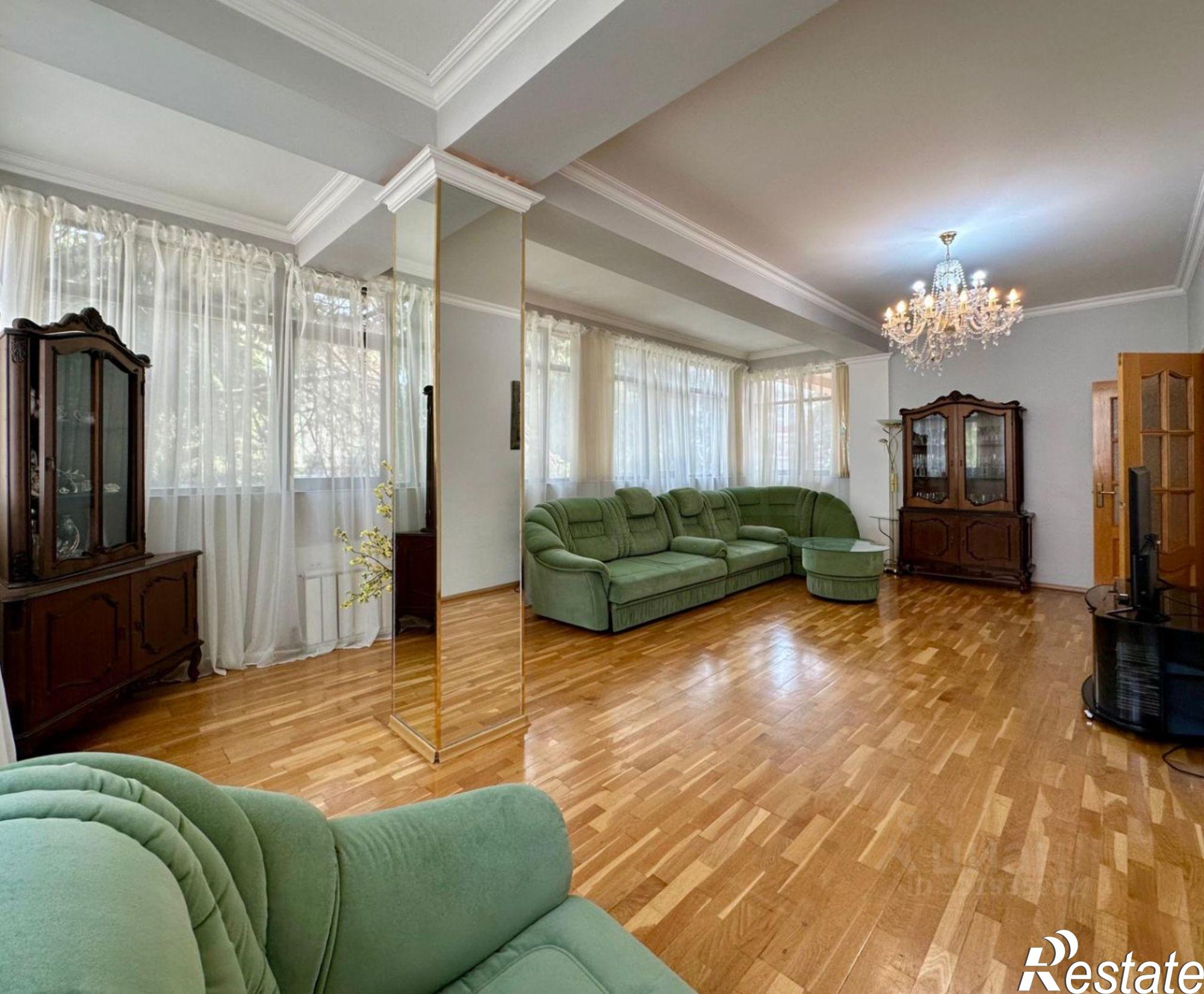 Купить квартиру за 51 000 000 рублей на ул Островского, 55/1