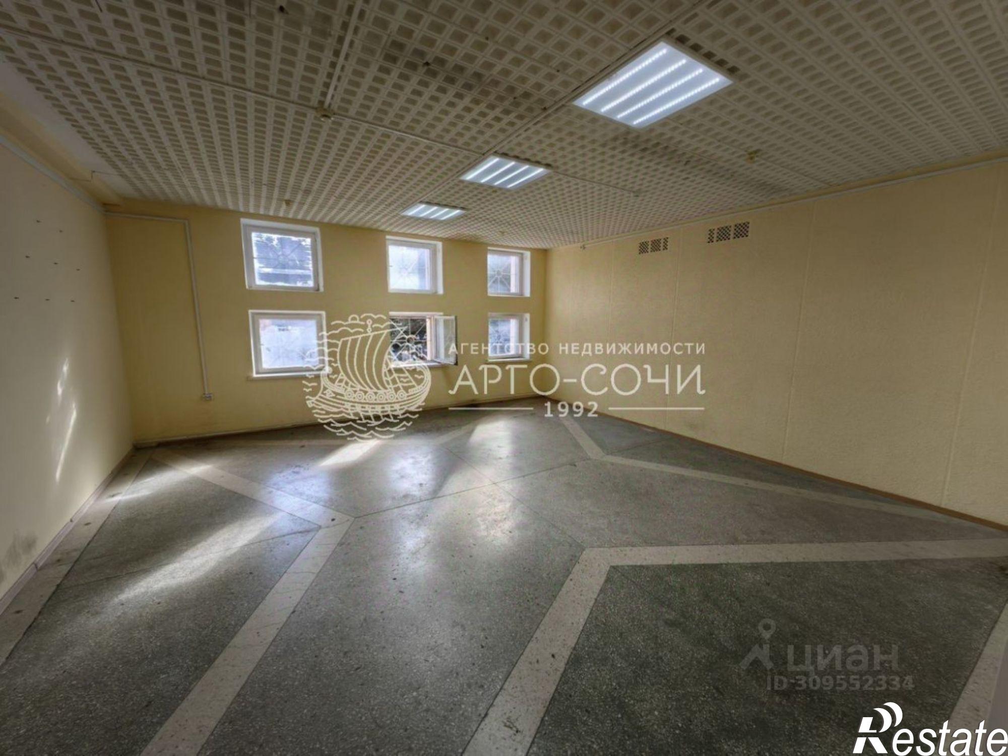 Купить помещение свободного назначения за 39 964 800 рублей на ул Павлова, 38А