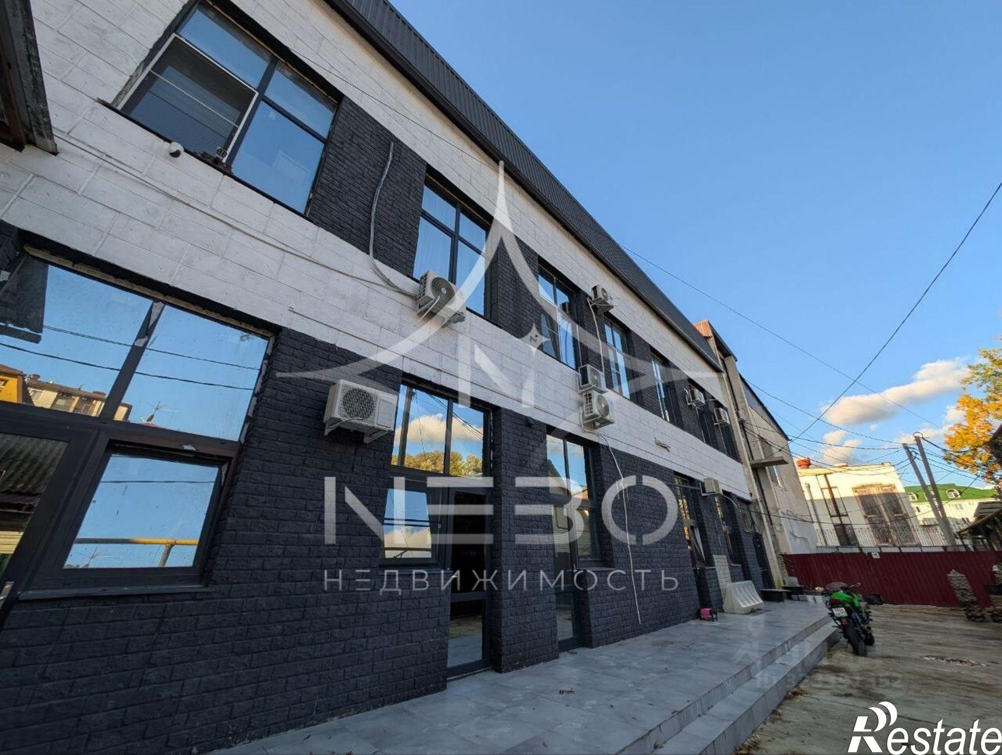 Купить помещение свободного назначения за 30 000 000 рублей на Петрозаводская улица, 8