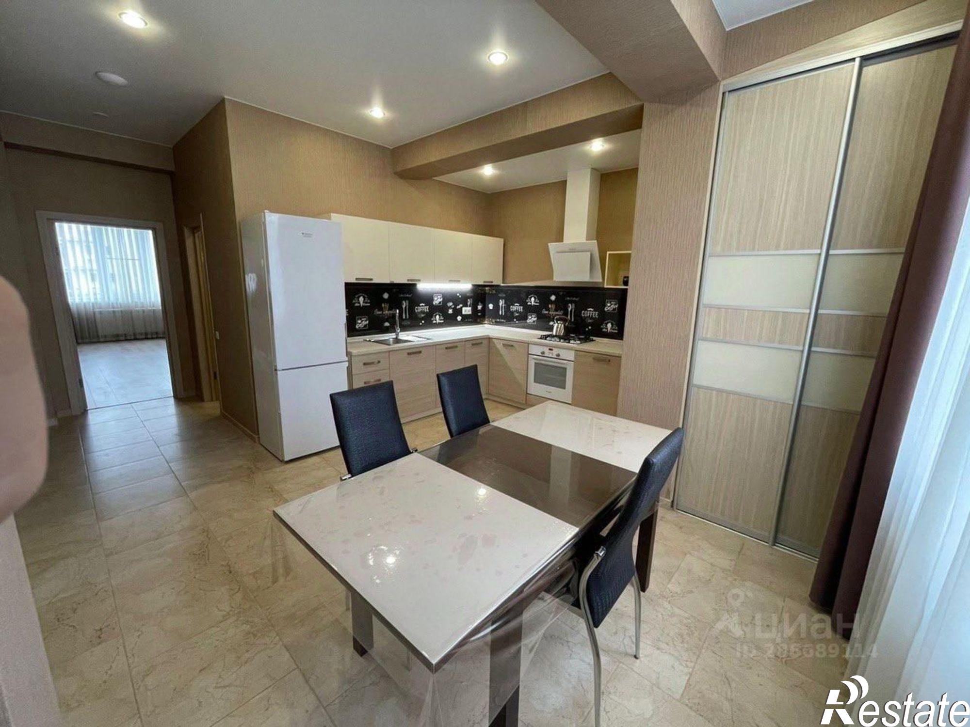 Сдать квартиру за 80 000 рублей на Ереванский переулок, 4