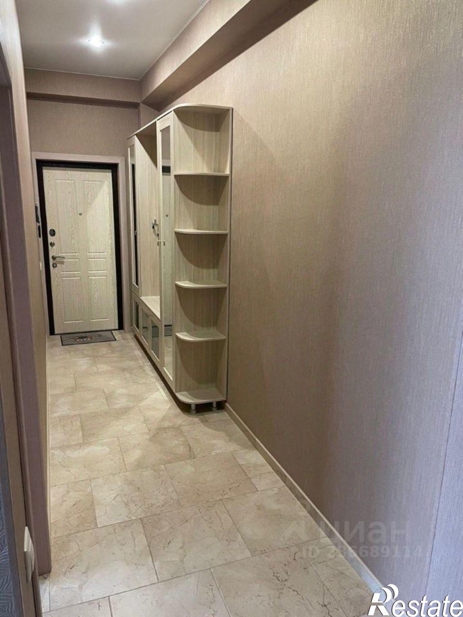 Сдать квартиру за 80 000 рублей на Ереванский переулок, 4