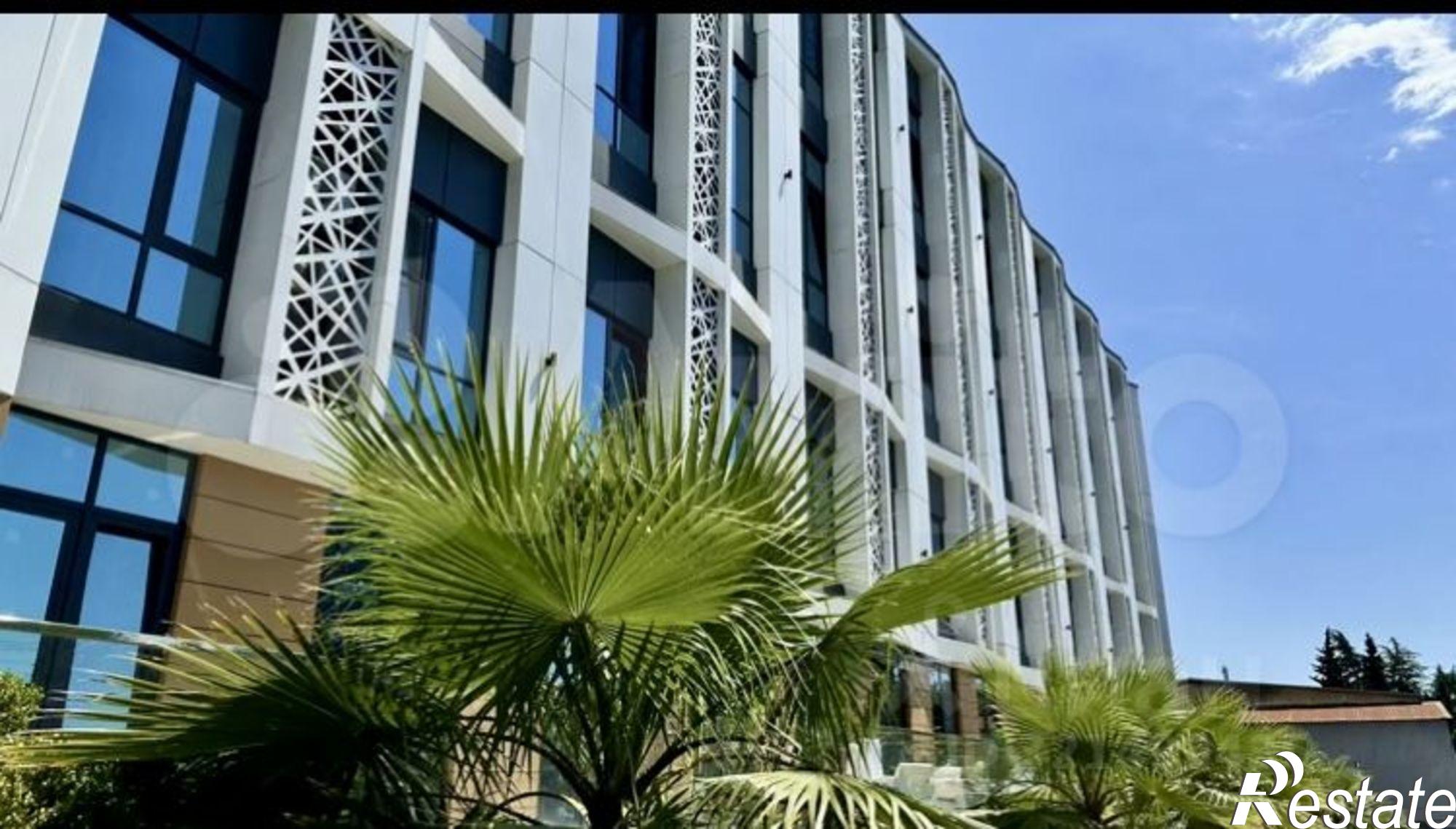 Купить квартиру за 7 800 000 рублей на улица Макаренко, 14А