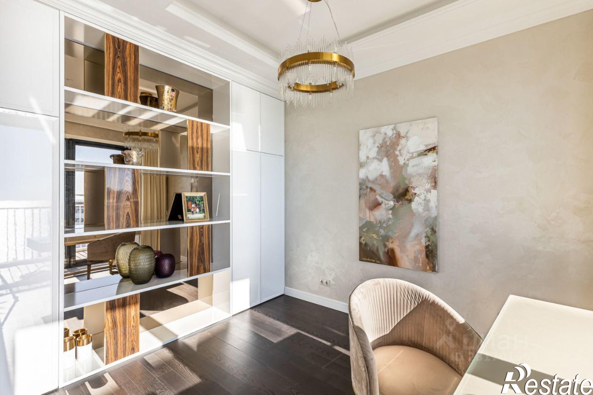 Купить квартиру за 259 000 000 рублей на Курортный проспект, 105