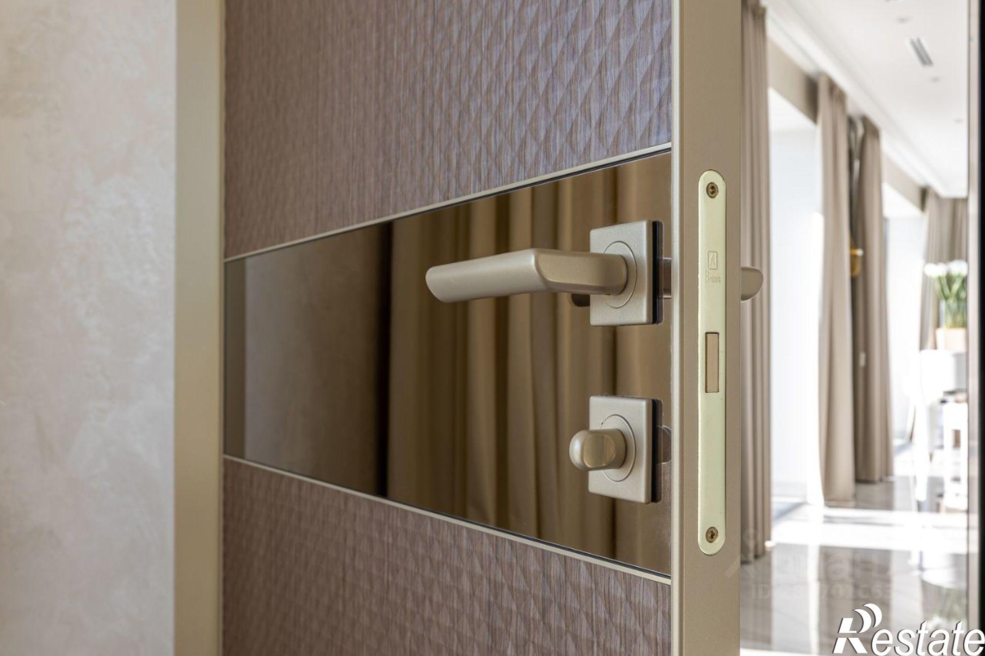 Купить квартиру за 259 000 000 рублей на Курортный проспект, 105