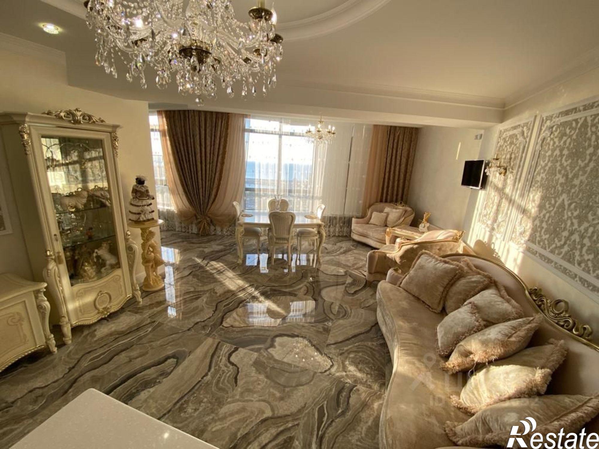 Купить квартиру за 147 000 000 рублей на улица Войкова, 21