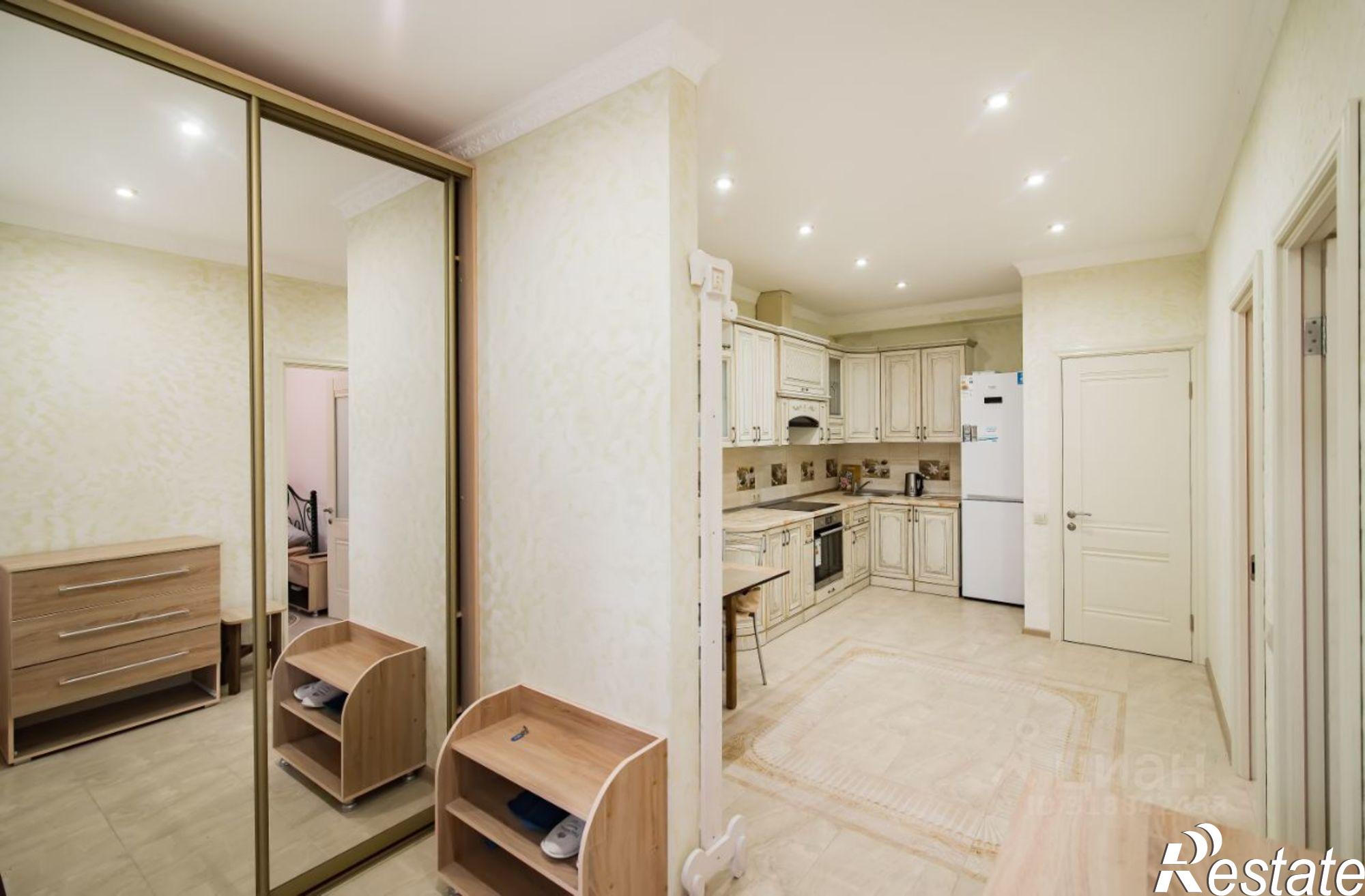 Купить квартиру за 12 000 000 рублей на улица Дмитриевой, 5