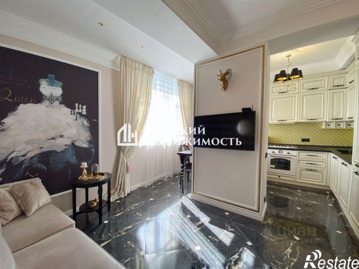 3-комн квартира Изумрудная улица, 42,  д. 42