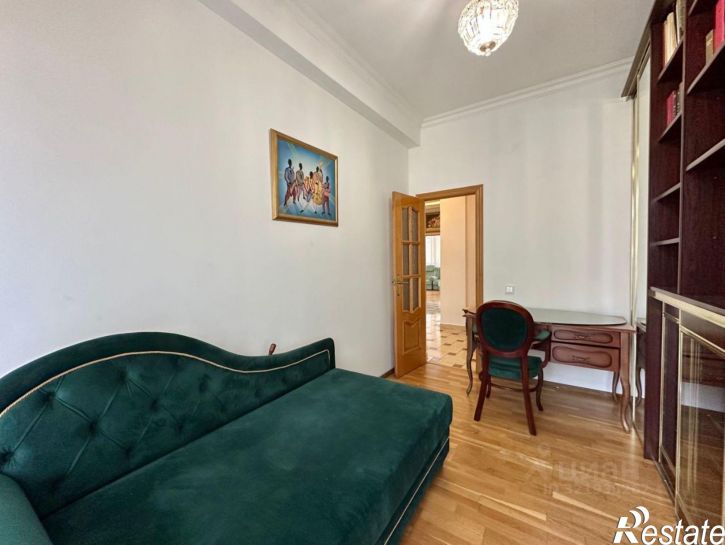 4-комн квартира ул Островского, 55/1,  д. 55/1