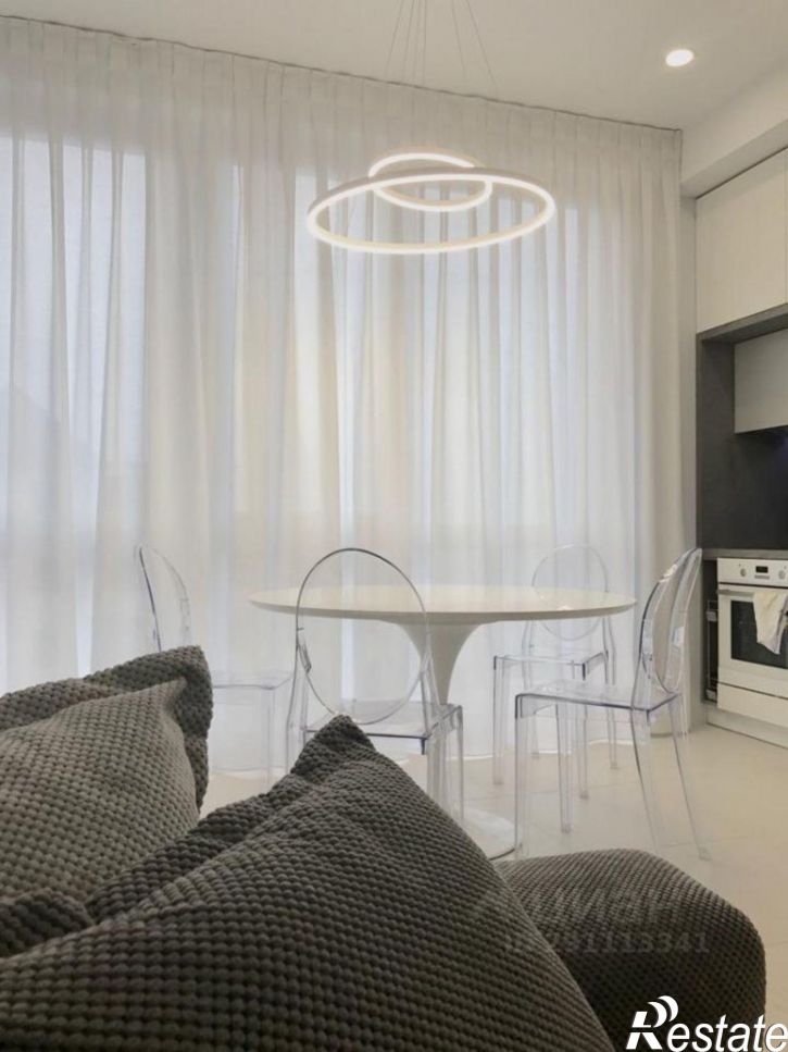 3-комн квартира улица Дмитриевой, 5,  д. 5