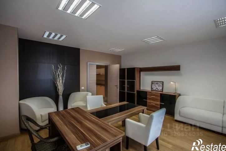 4-комн квартира Кирпичная улица, 2 к2,  д. 2 к2