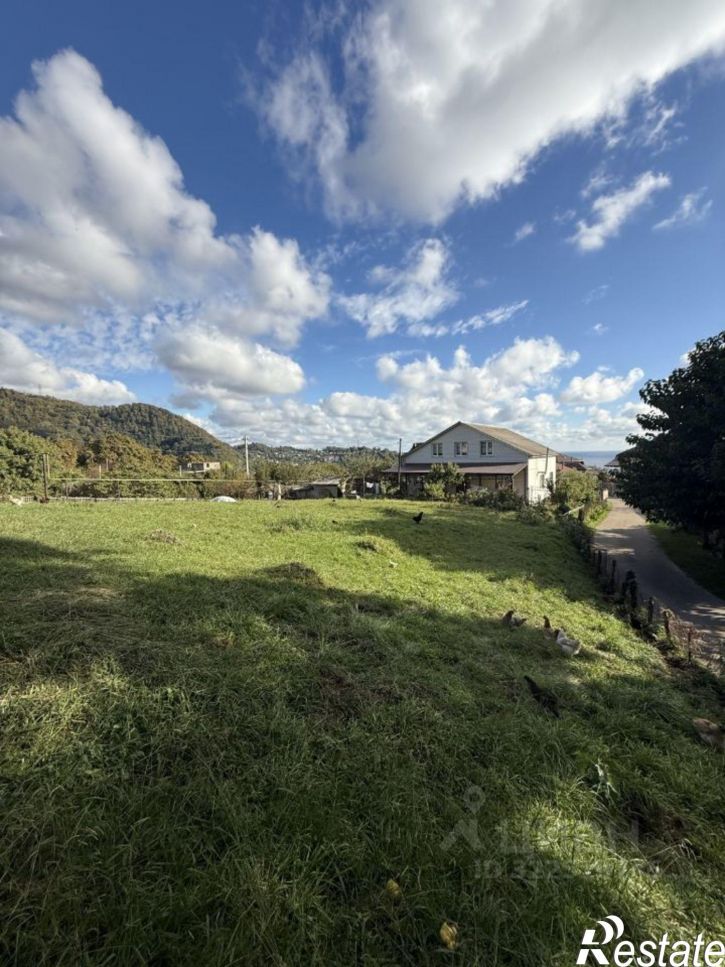 Земельный участок