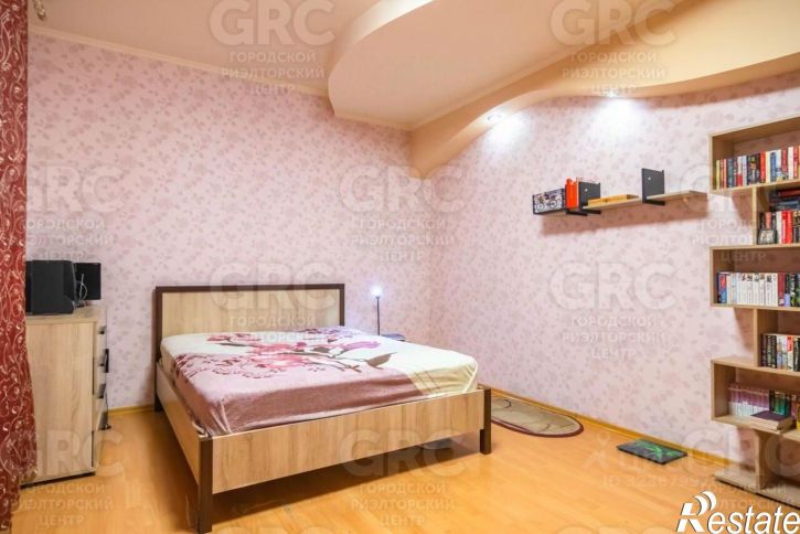 3-комн квартира улица Грибоедова, 30,  д. 30