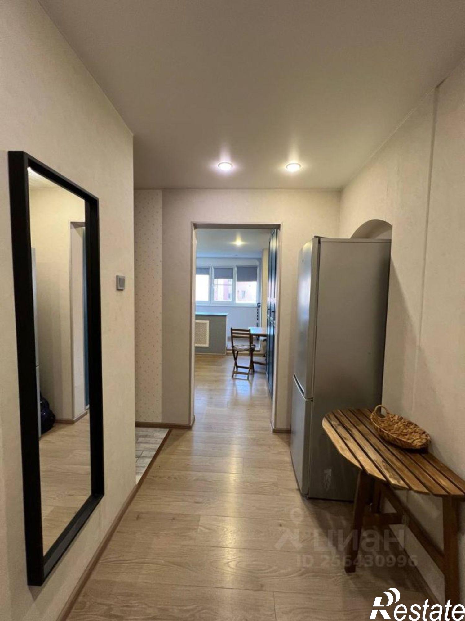 Сдать квартиру за 35 000 рублей на ул Дагомысская, 19