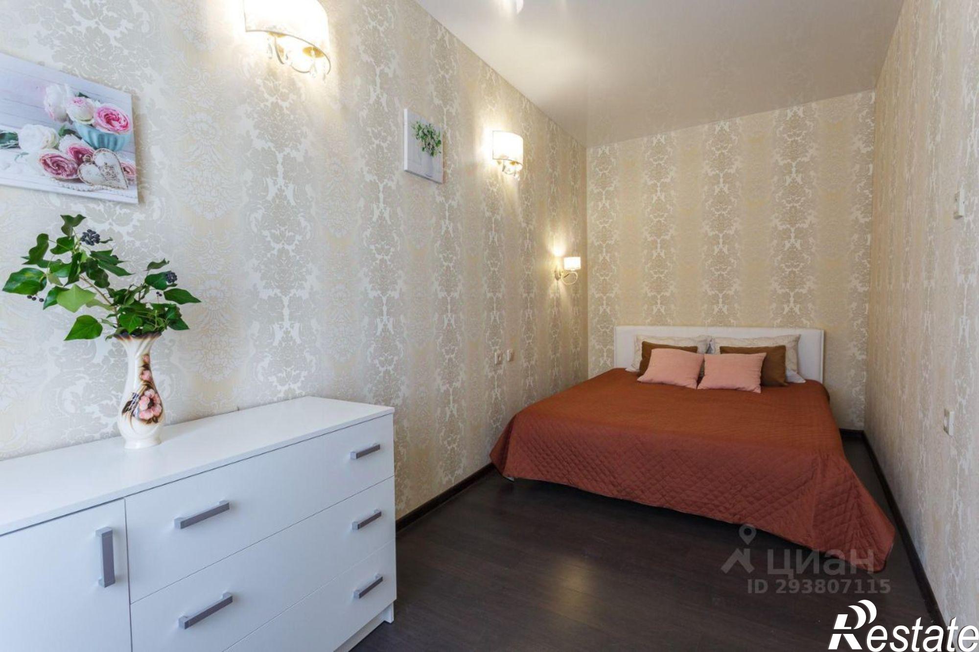 Сдать квартиру за 60 000 рублей на ул Комсомольская, 4