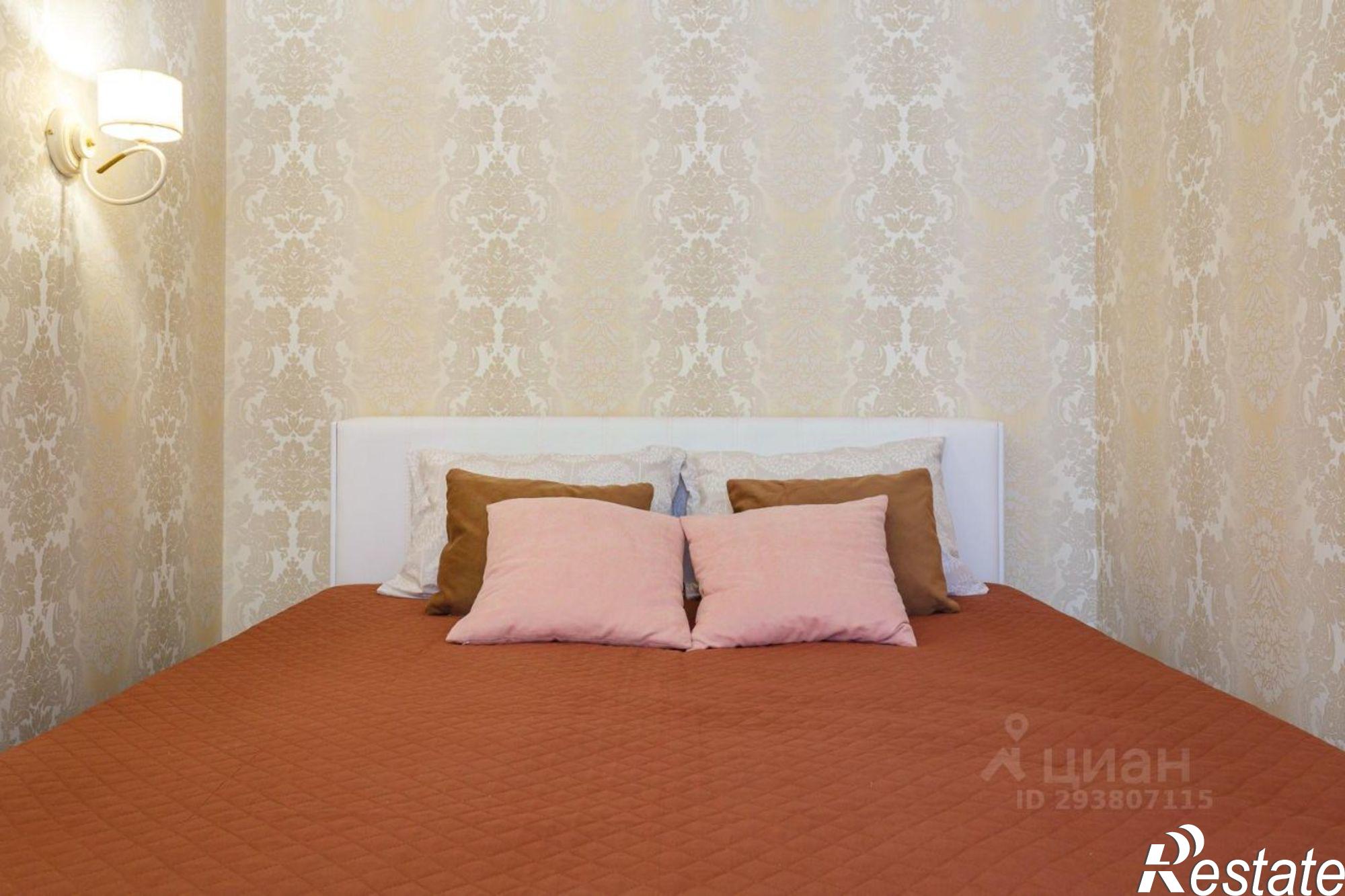 Сдать квартиру за 60 000 рублей на ул Комсомольская, 4