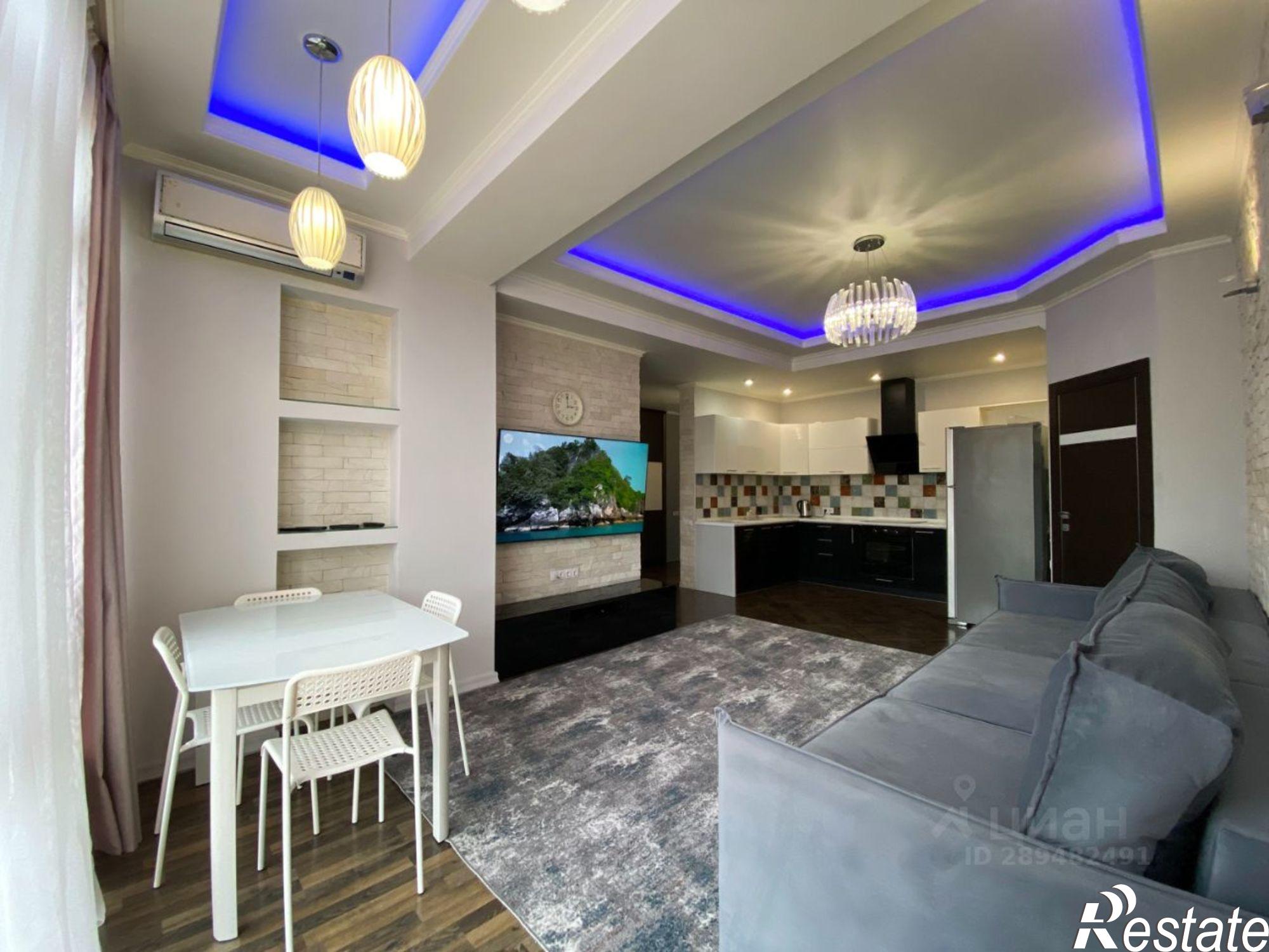 Сдать квартиру за 120 000 рублей на улица Яна Фабрициуса, 2/28А