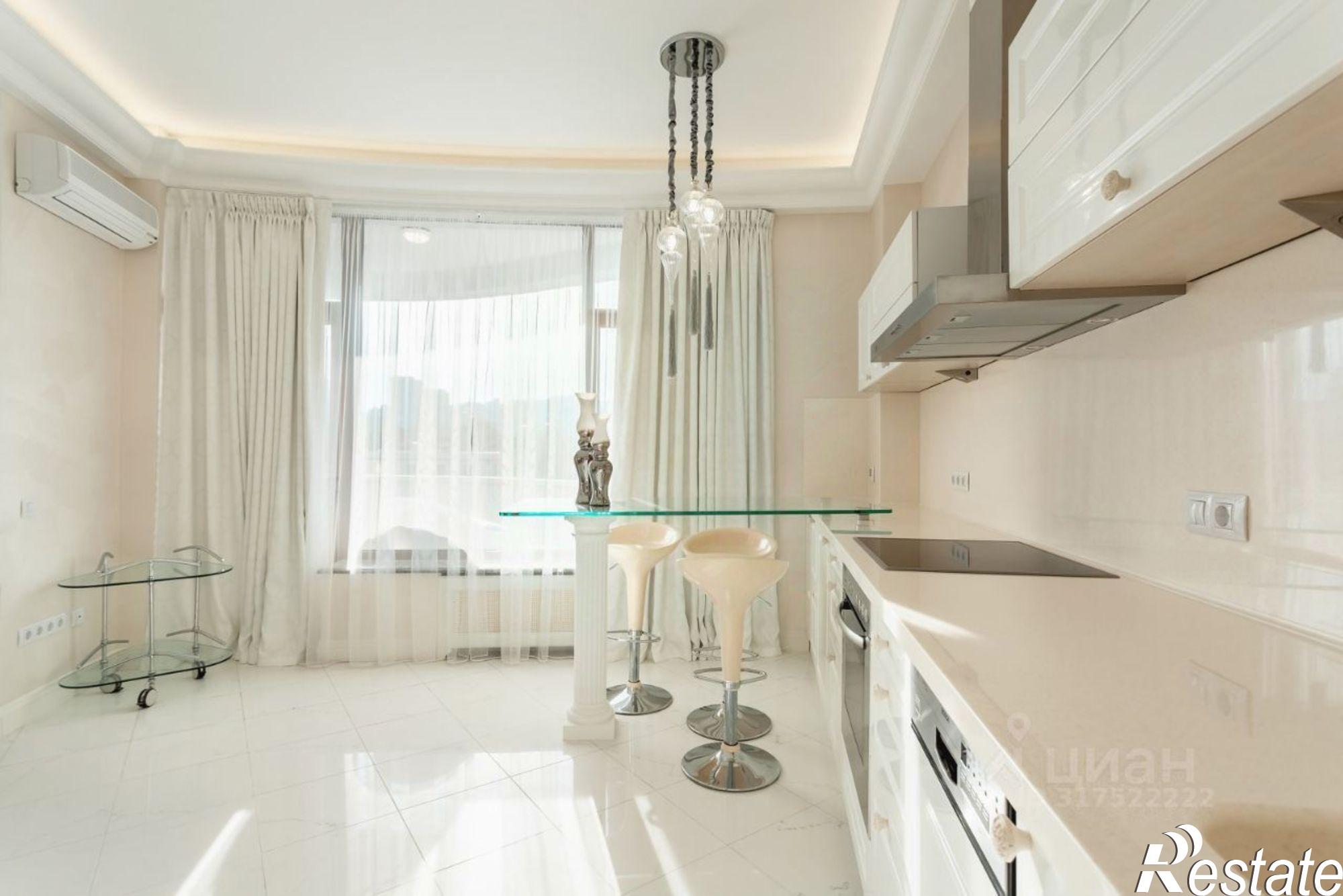 Купить квартиру за 12 000 000 рублей на Депутатская улица, 2