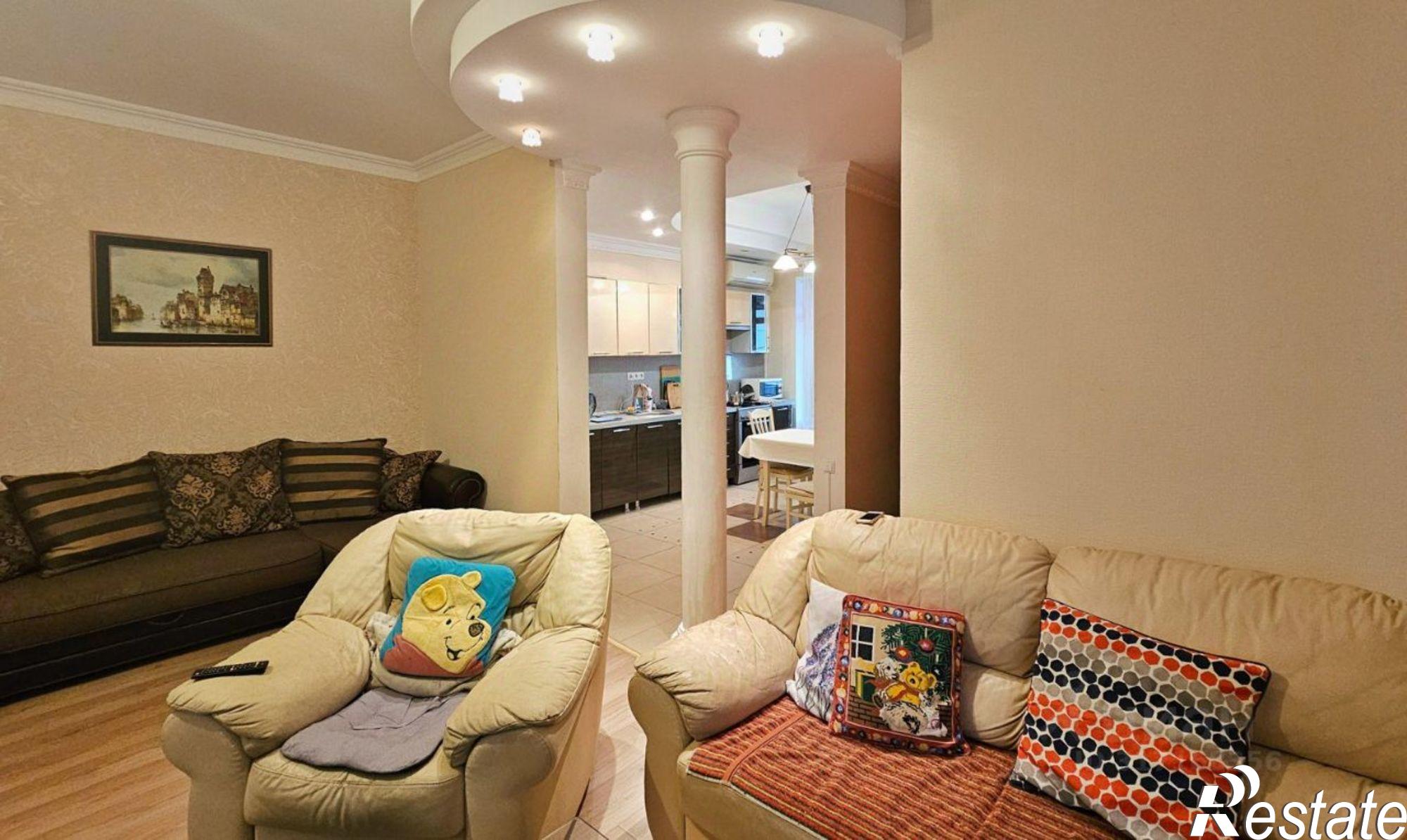 Купить помещение свободного назначения за 27 999 200 рублей на Хвойная улица, 48