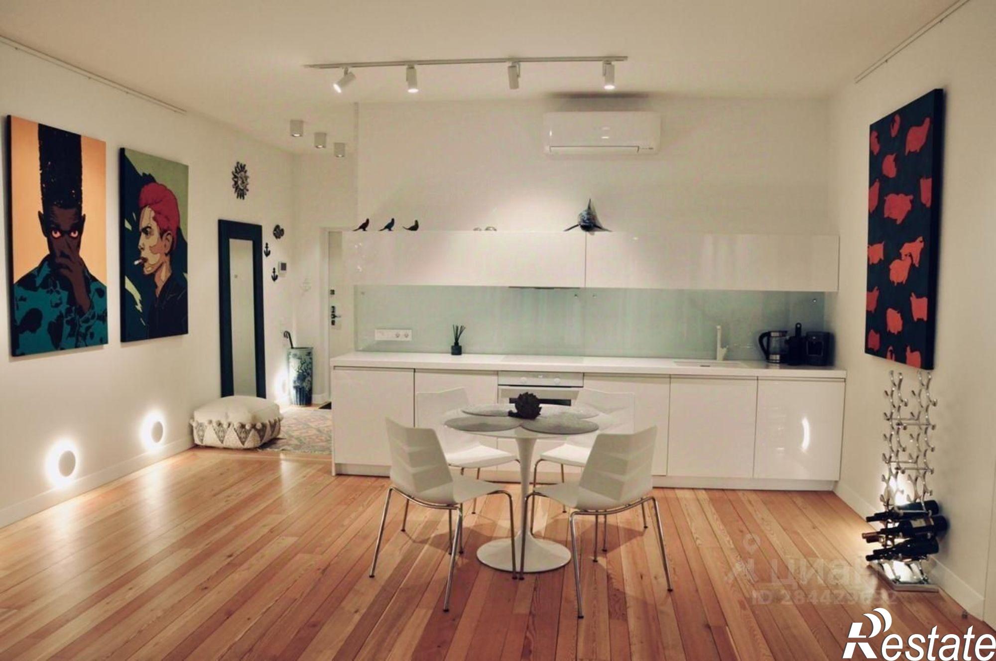 Купить квартиру за 25 000 000 рублей на Курортный проспект, 95/53