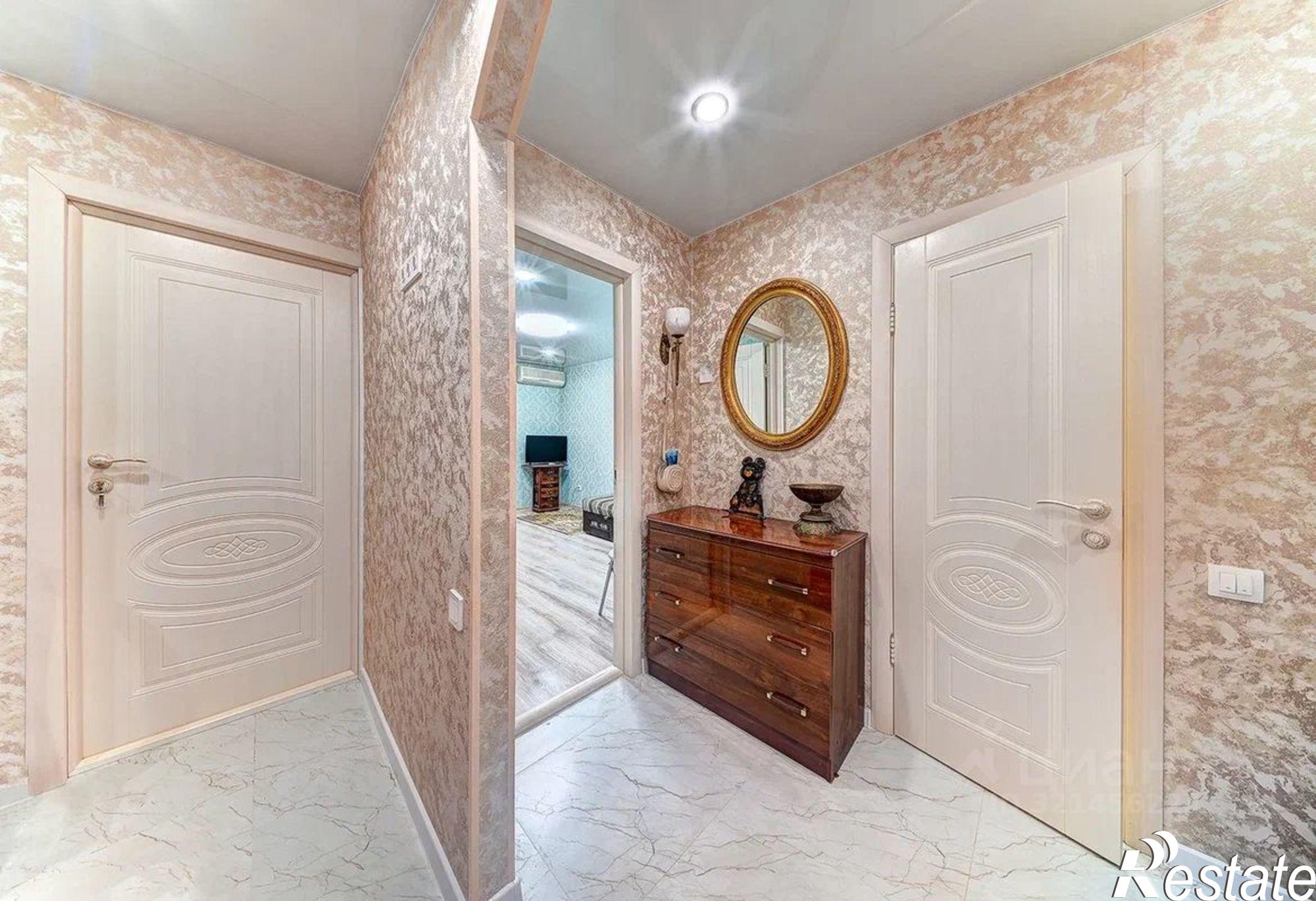 Купить квартиру за 21 000 000 рублей на Нагорная улица, 27