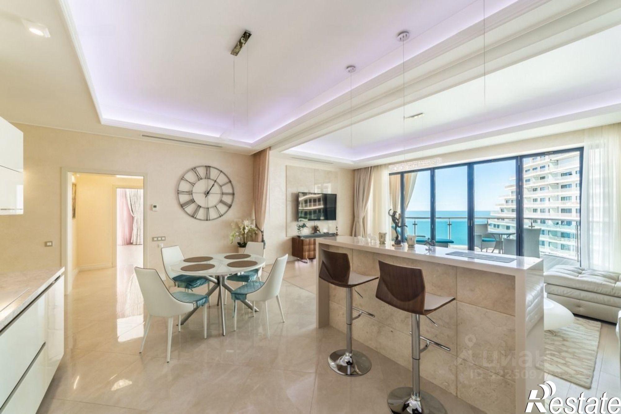 Купить квартиру за 94 000 000 рублей на Курортный проспект, 105Б