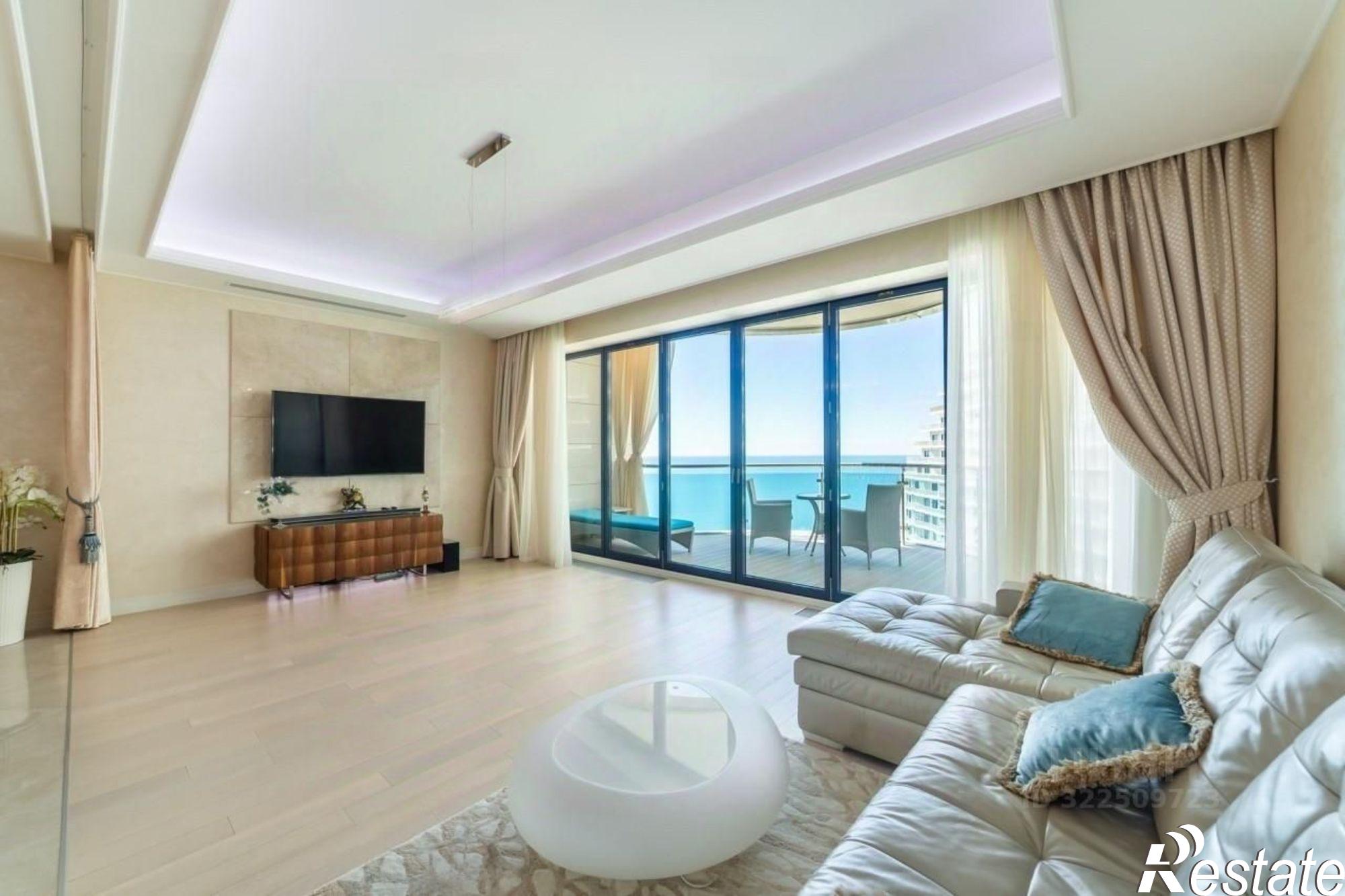 Купить квартиру за 94 000 000 рублей на Курортный проспект, 105Б