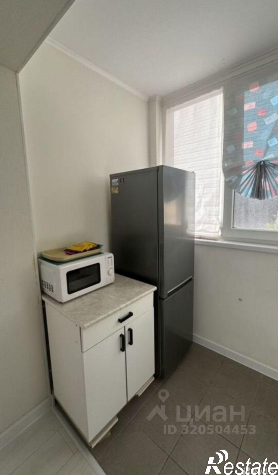 Купить квартиру за 9 350 000 рублей на Тепличная улица, 75