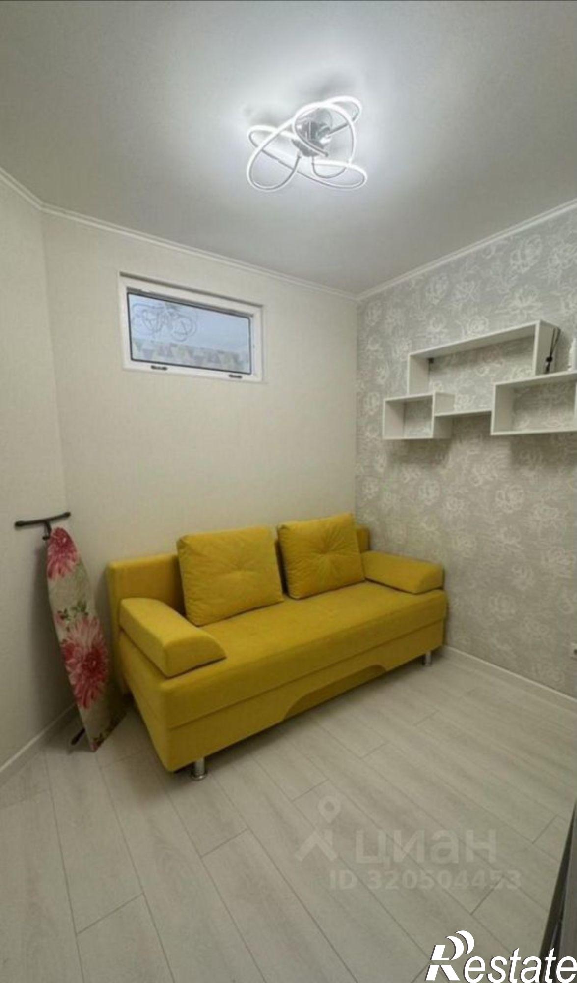 Купить квартиру за 9 350 000 рублей на Тепличная улица, 75