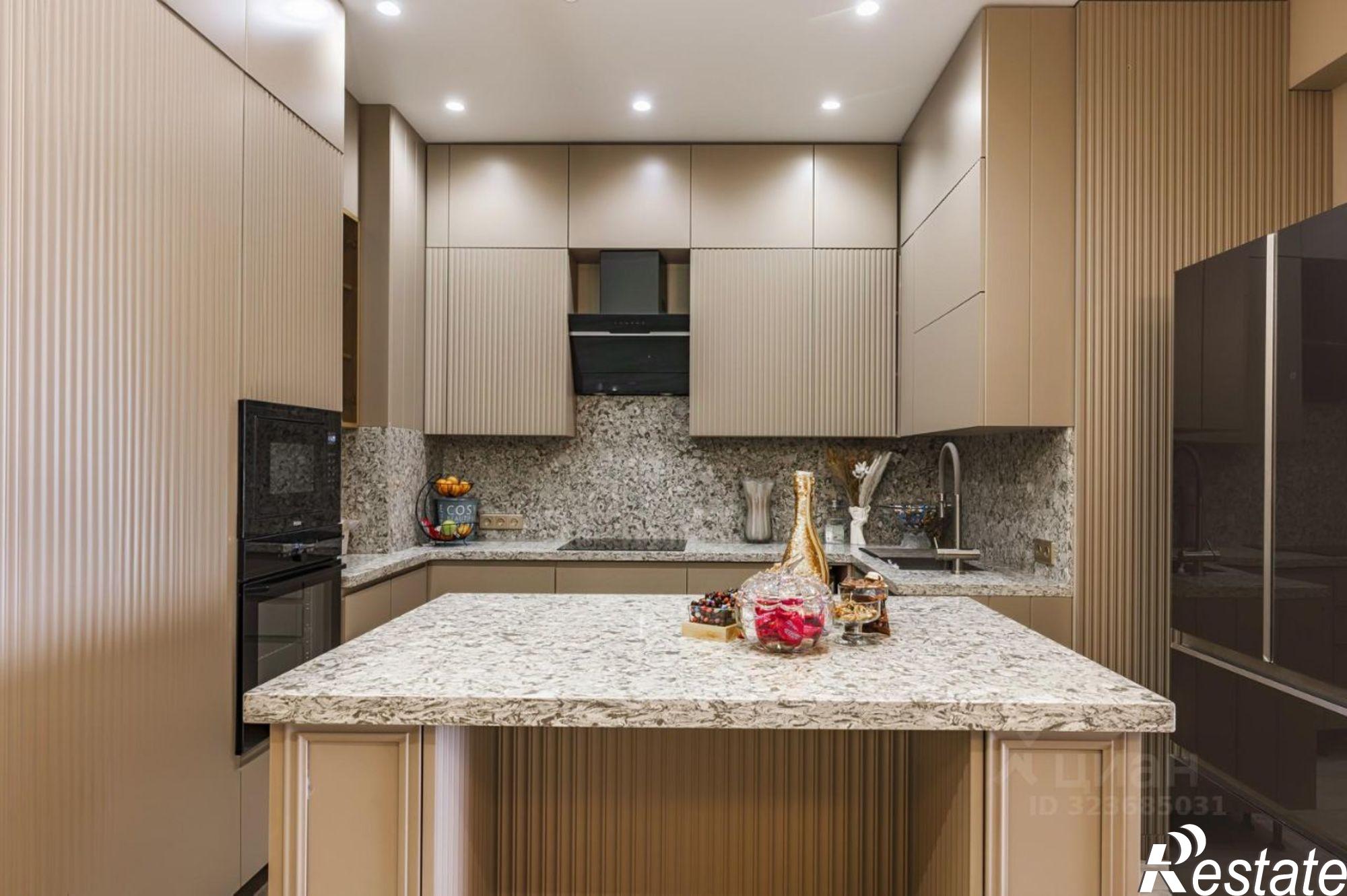 Купить квартиру за 41 000 000 рублей на Первомайская улица, 21