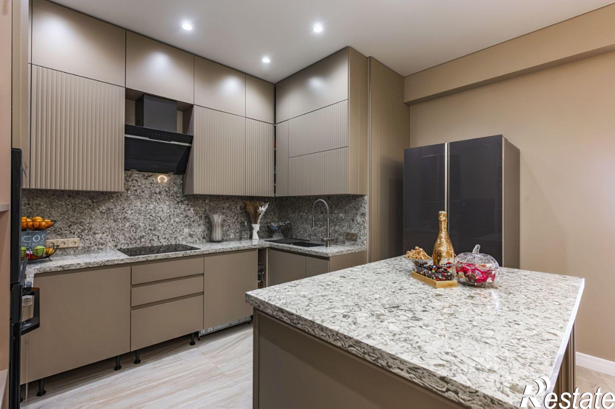 Купить квартиру за 41 000 000 рублей на Первомайская улица, 21