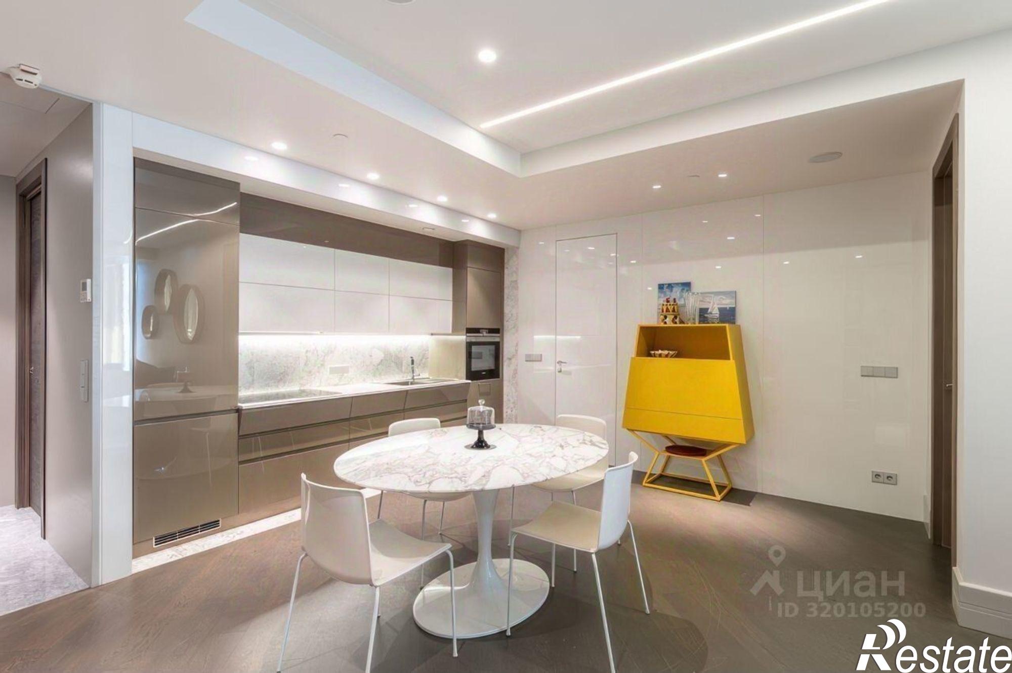 Купить квартиру за 105 000 000 рублей на ул Орджоникидзе, 17