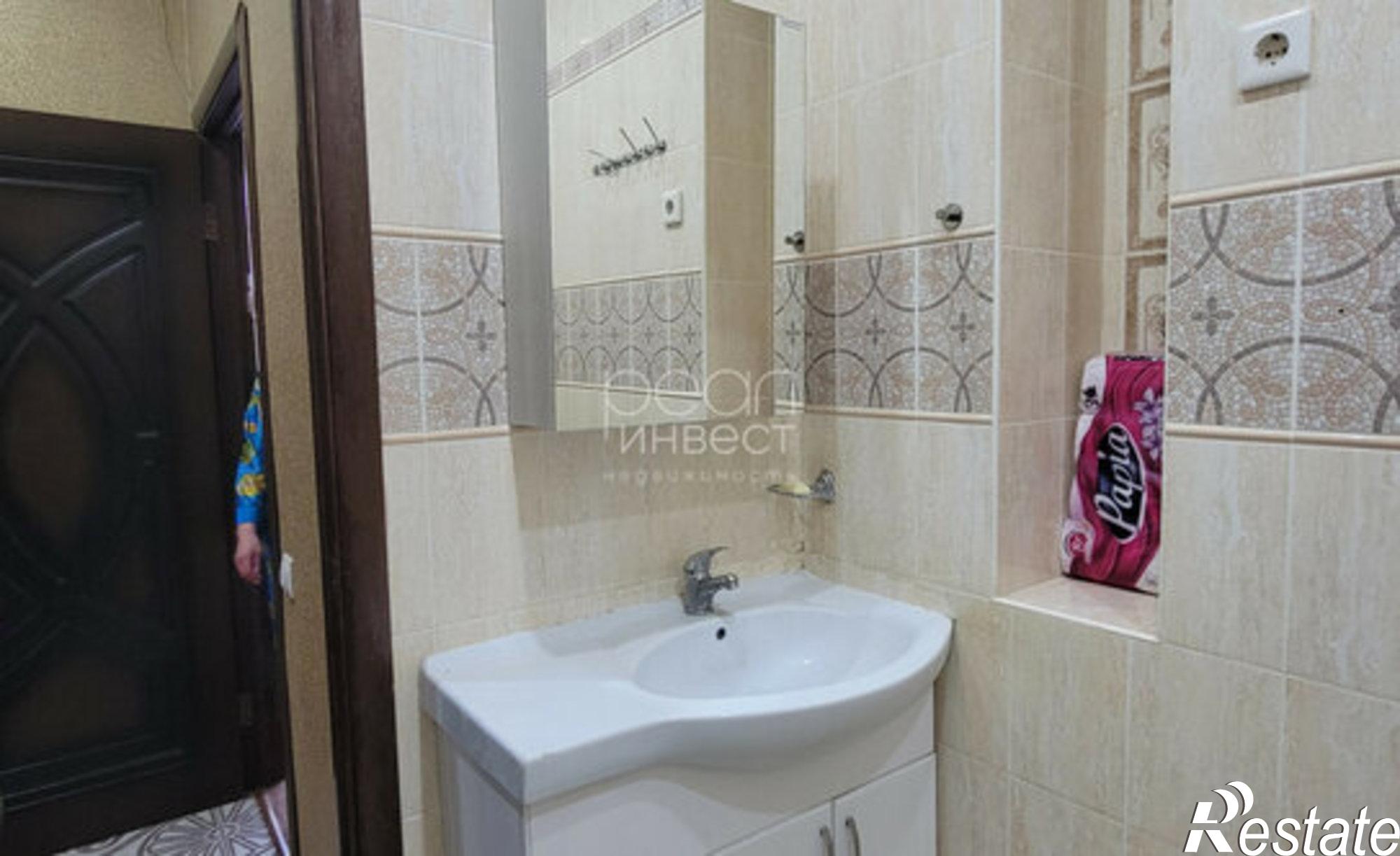 Купить квартиру за 12 300 000 рублей на Учительская улица, 24Г