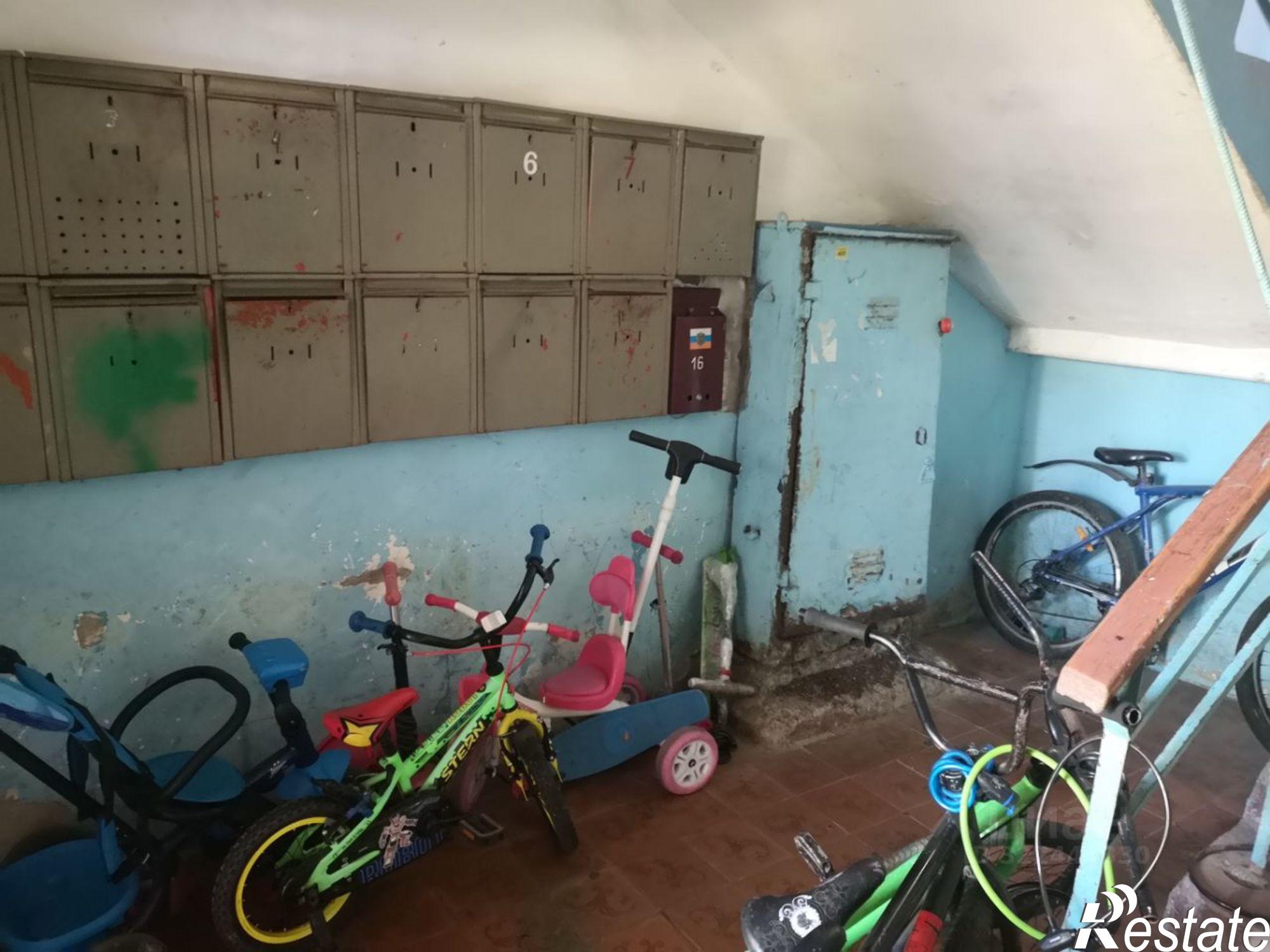 Купить квартиру за 10 000 000 рублей на Петрозаводская улица, 6