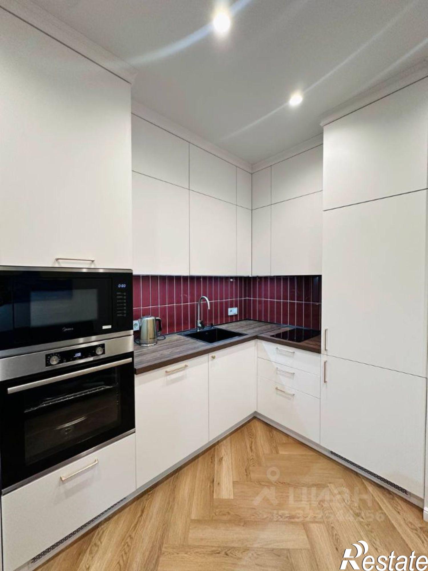 Купить квартиру за 15 500 000 рублей на Ясногорская улица, 16/6 к2