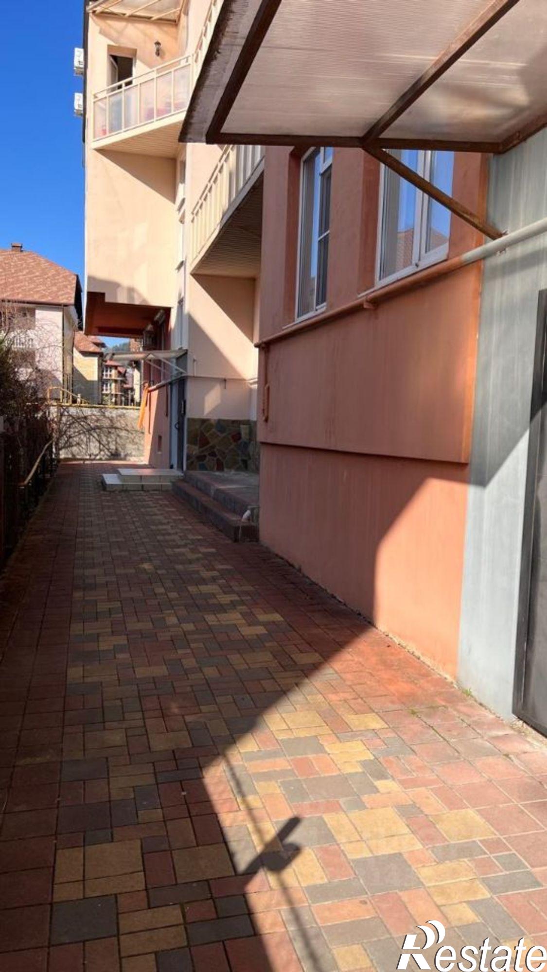 Купить квартиру за 10 500 000 рублей на улица Сьянова, 16