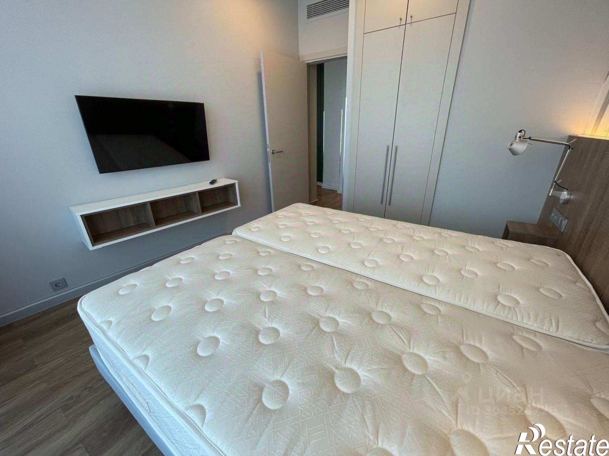 Купить квартиру за 32 000 000 рублей на Ленинградская улица, 7А