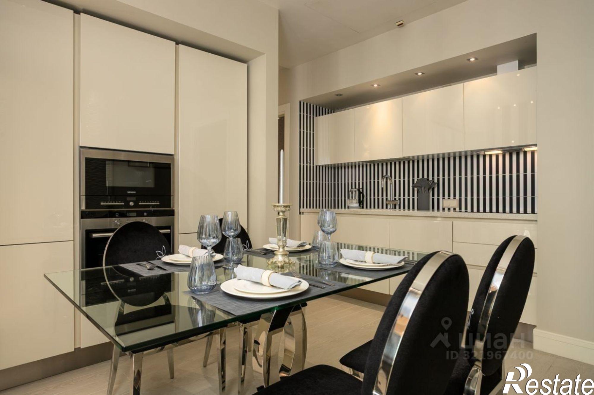 Купить квартиру за 180 000 000 рублей на ул Орджоникидзе, 17