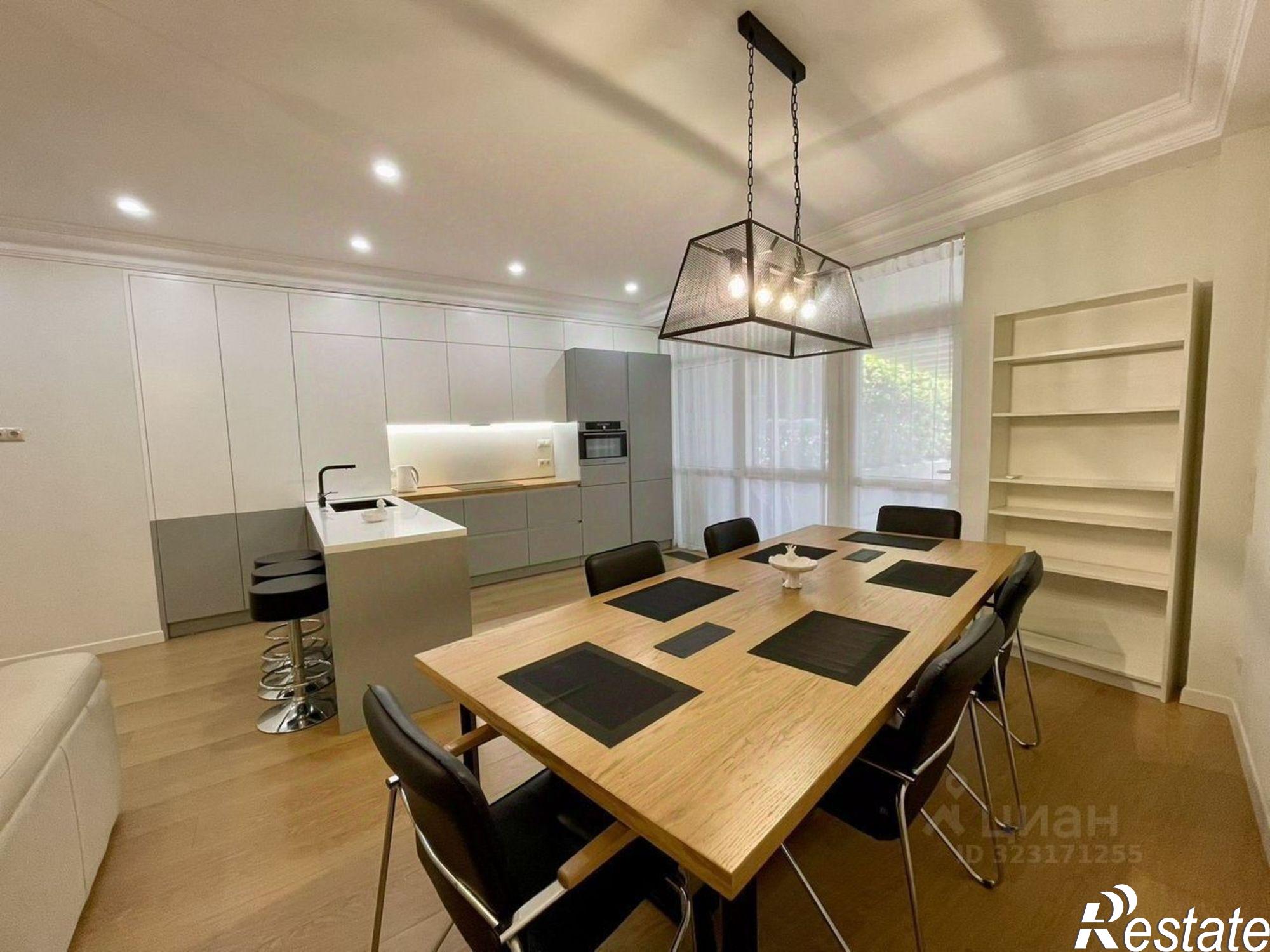 Купить квартиру за 18 000 000 рублей на Прозрачная улица, 35 к5