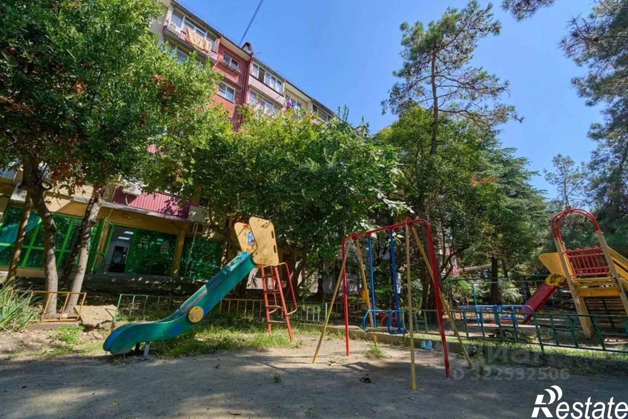 Купить квартиру за 12 500 000 рублей на улица Бытха, 53