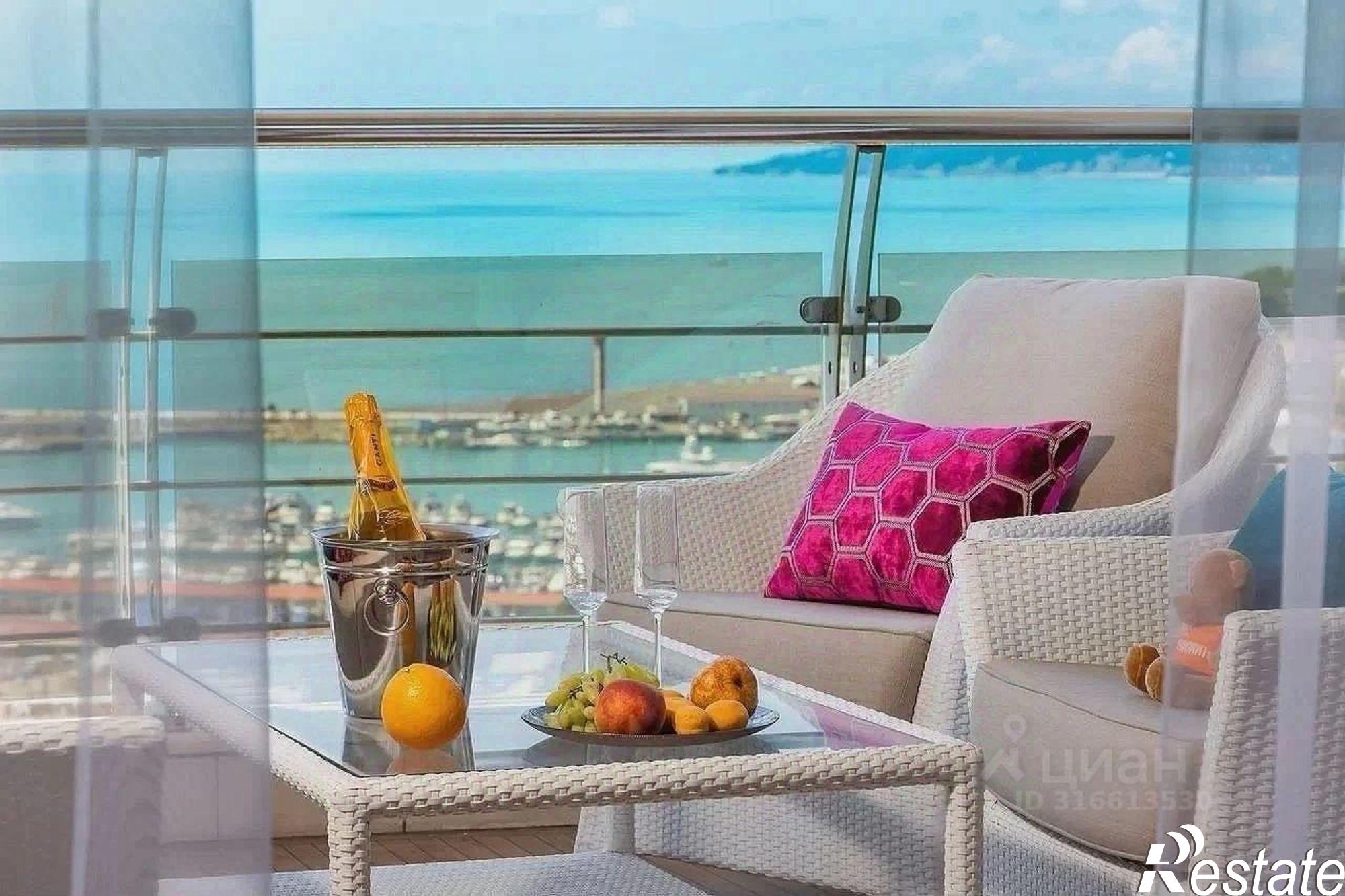 Купить квартиру за 168 000 000 рублей на Морской переулок, 1/1