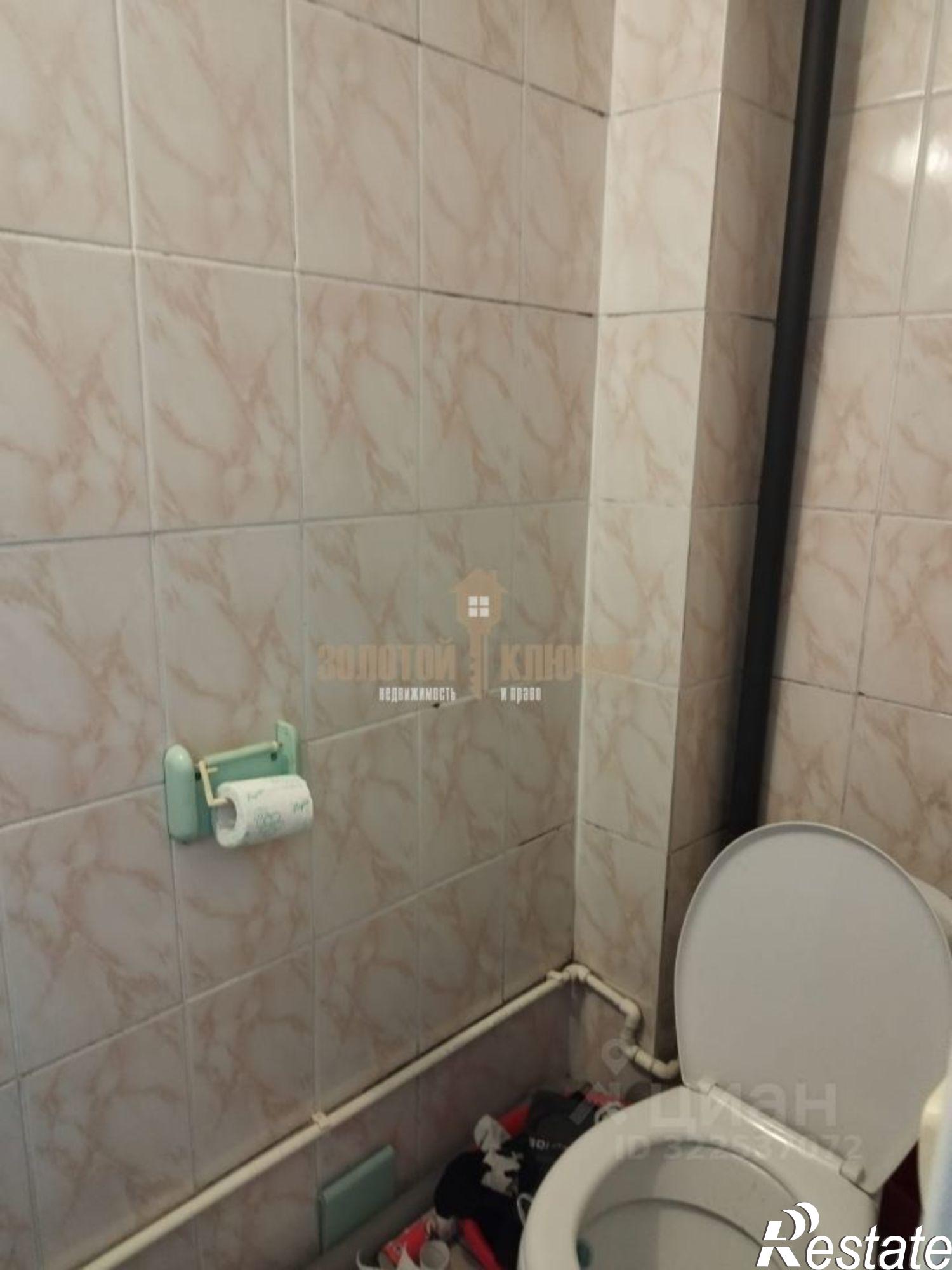 Купить гараж, место в паркинге за 3 750 000 рублей на ул Изумрудная, 9/1