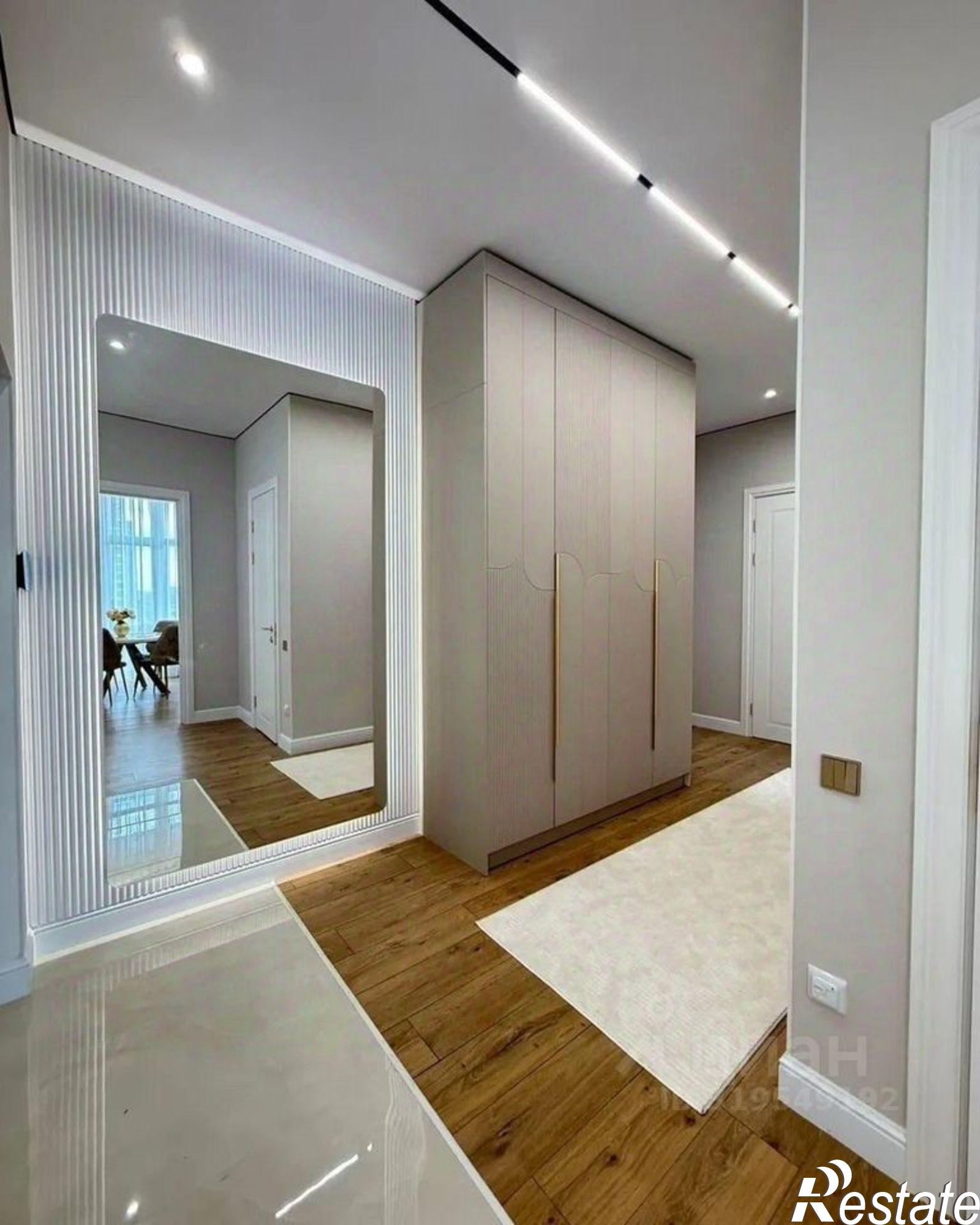 Купить квартиру за 19 000 000 рублей на ул Роз, 54