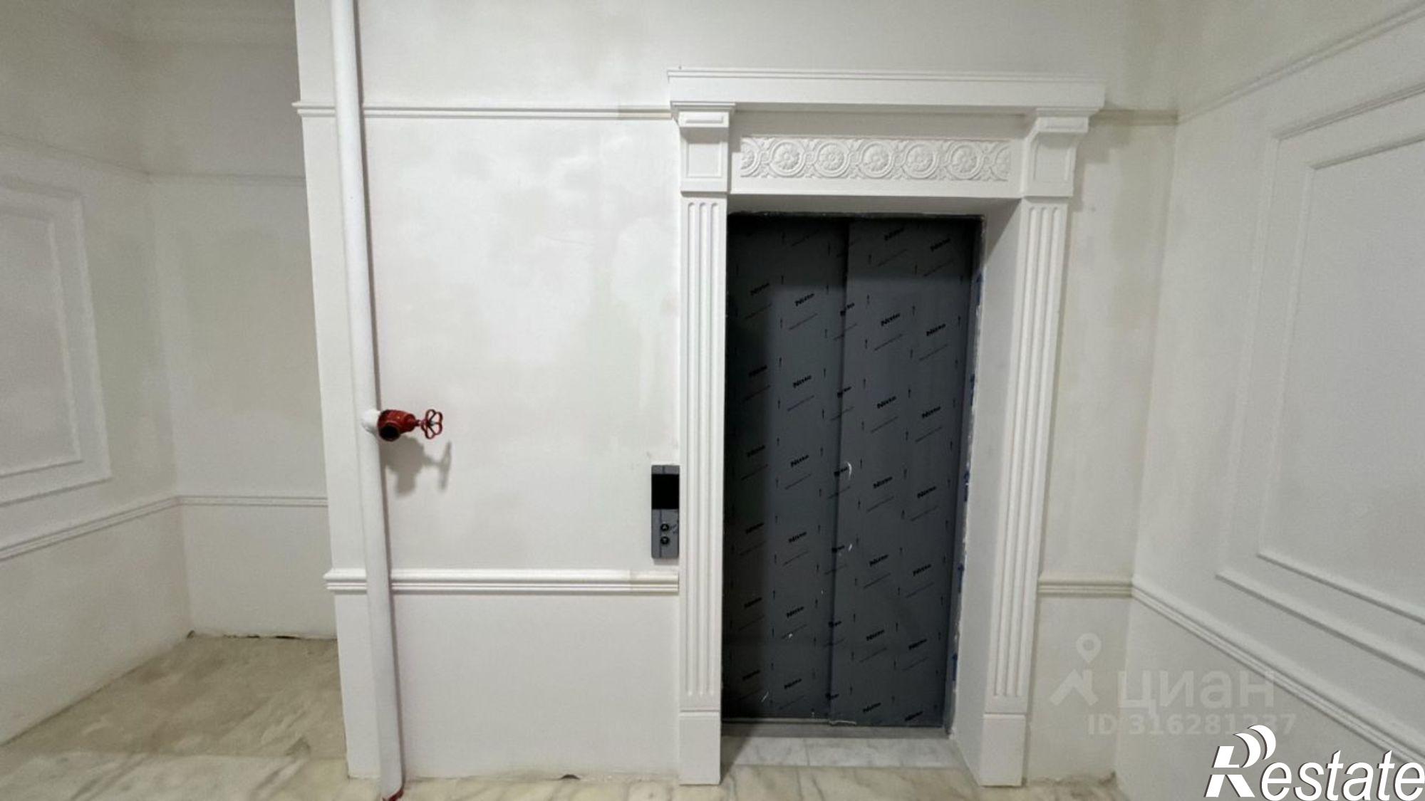 Купить квартиру за 15 000 000 рублей на улица Володарского, 6 к5