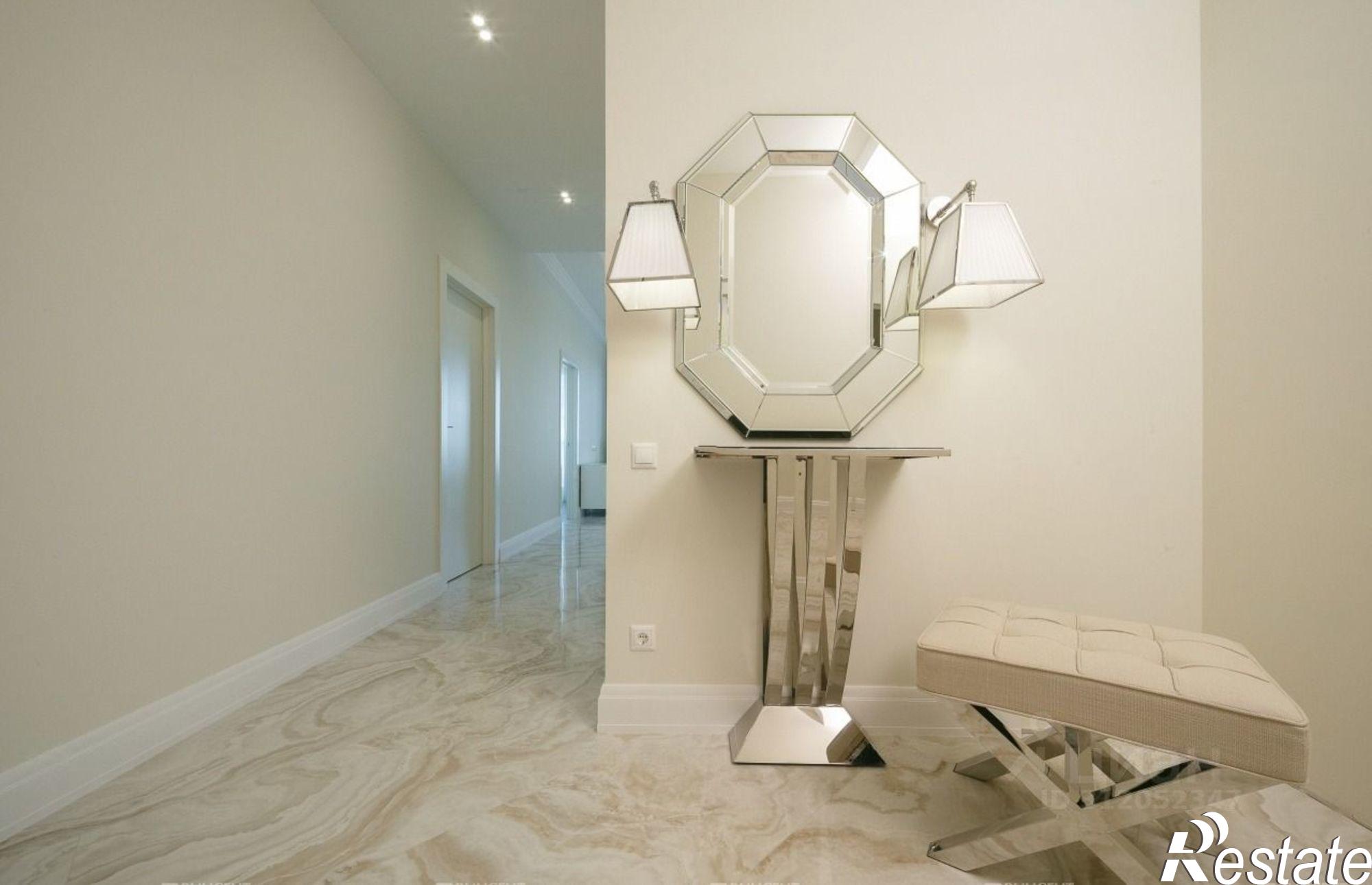 Купить квартиру за 68 850 000 рублей на Курортный проспект, 105