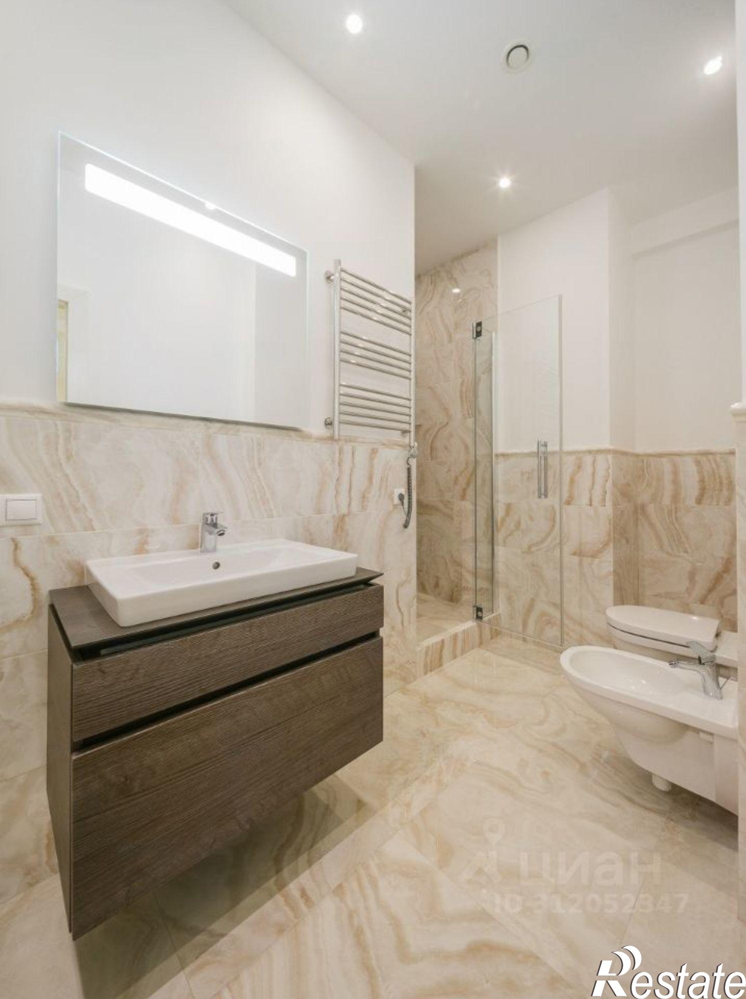 Купить квартиру за 68 850 000 рублей на Курортный проспект, 105